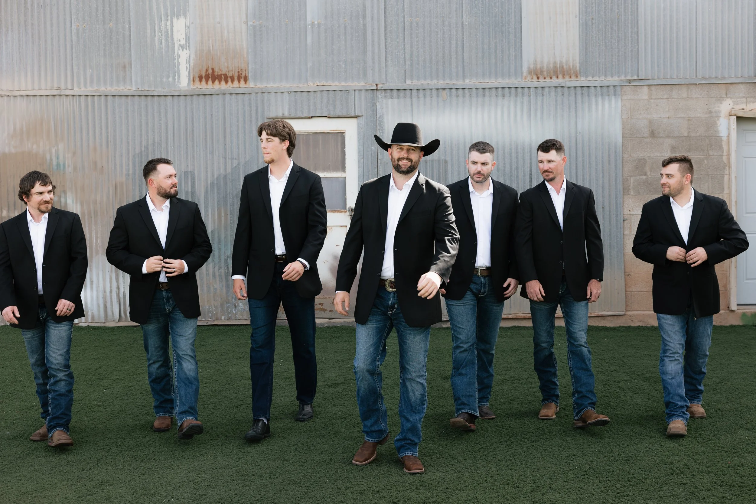 groomsmen photos arizona wedding