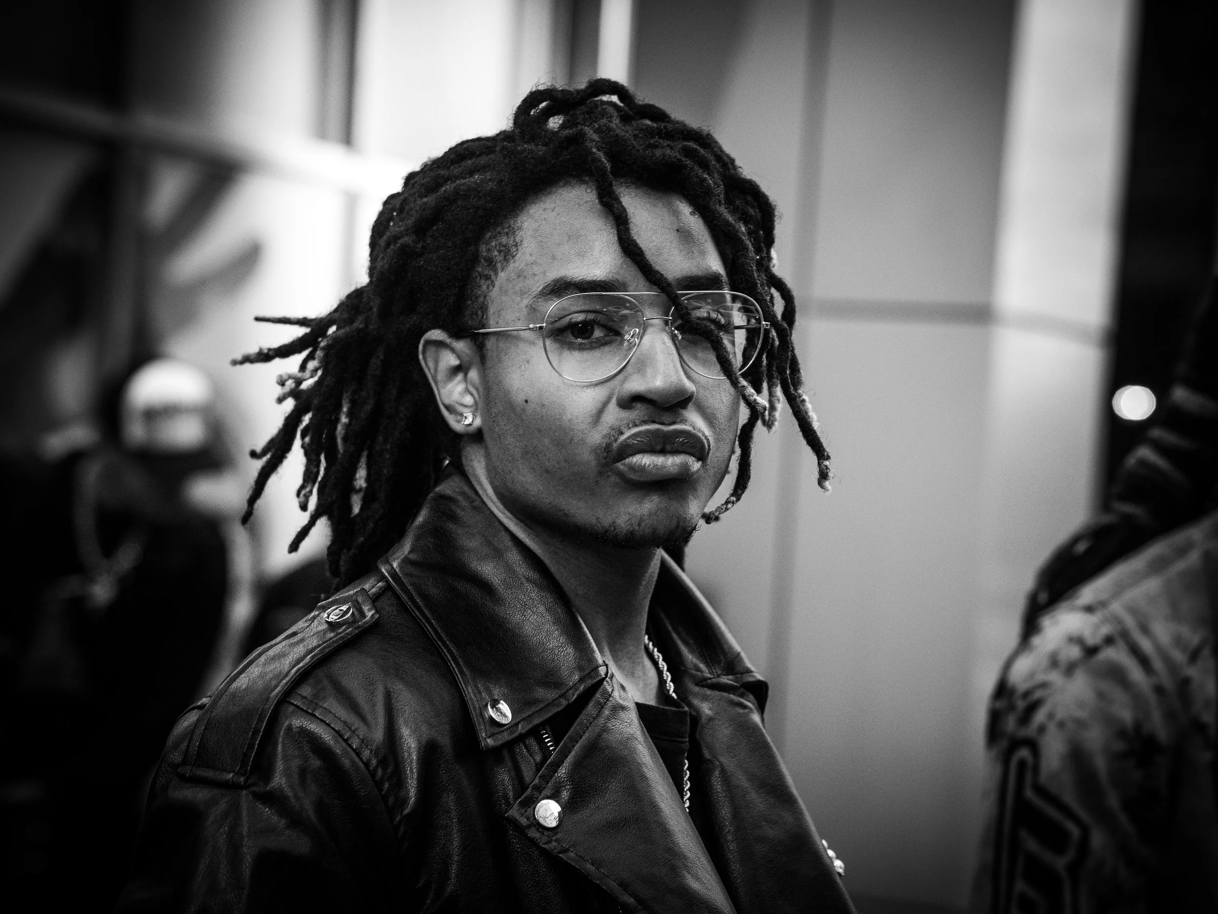 7 Ways To Style Shaggy Locs