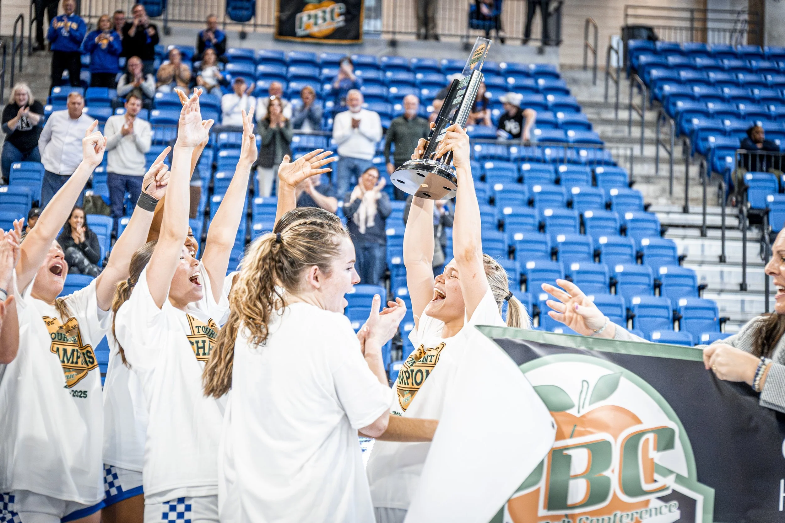 Women's Basketball.jpg
