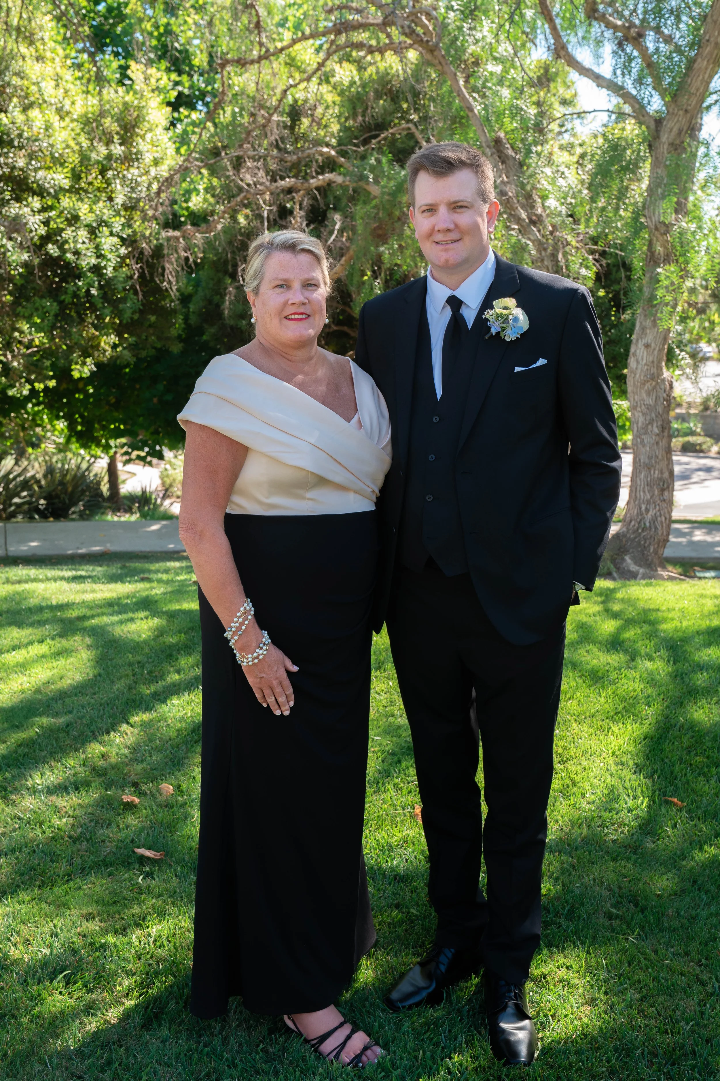 Singer_Sneaks_RA Media Co23.jpg