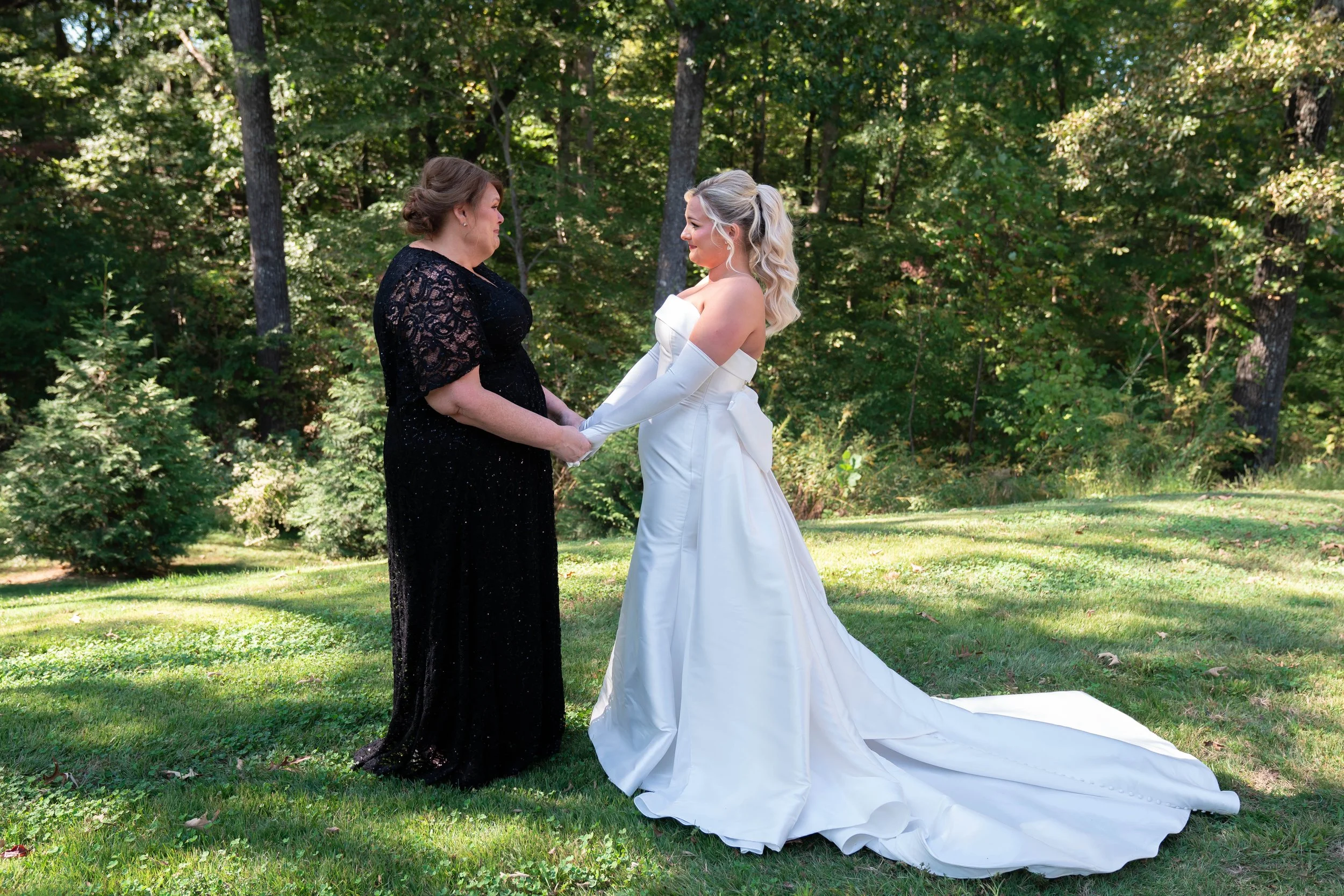 Bowen_Getting Ready_RA Media Co31.jpg