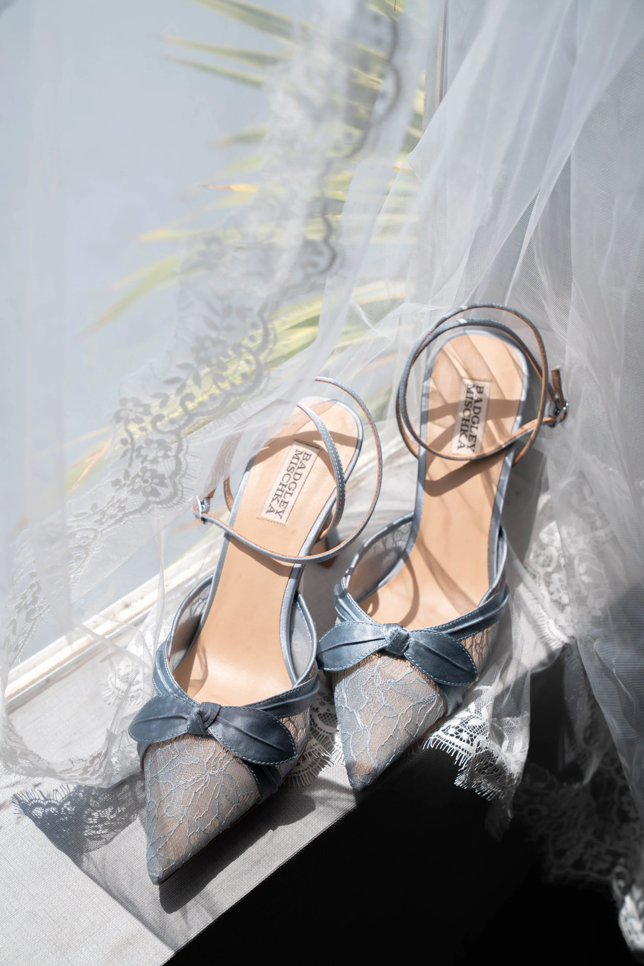 Singer_Sneaks_RA Media Co17.jpg