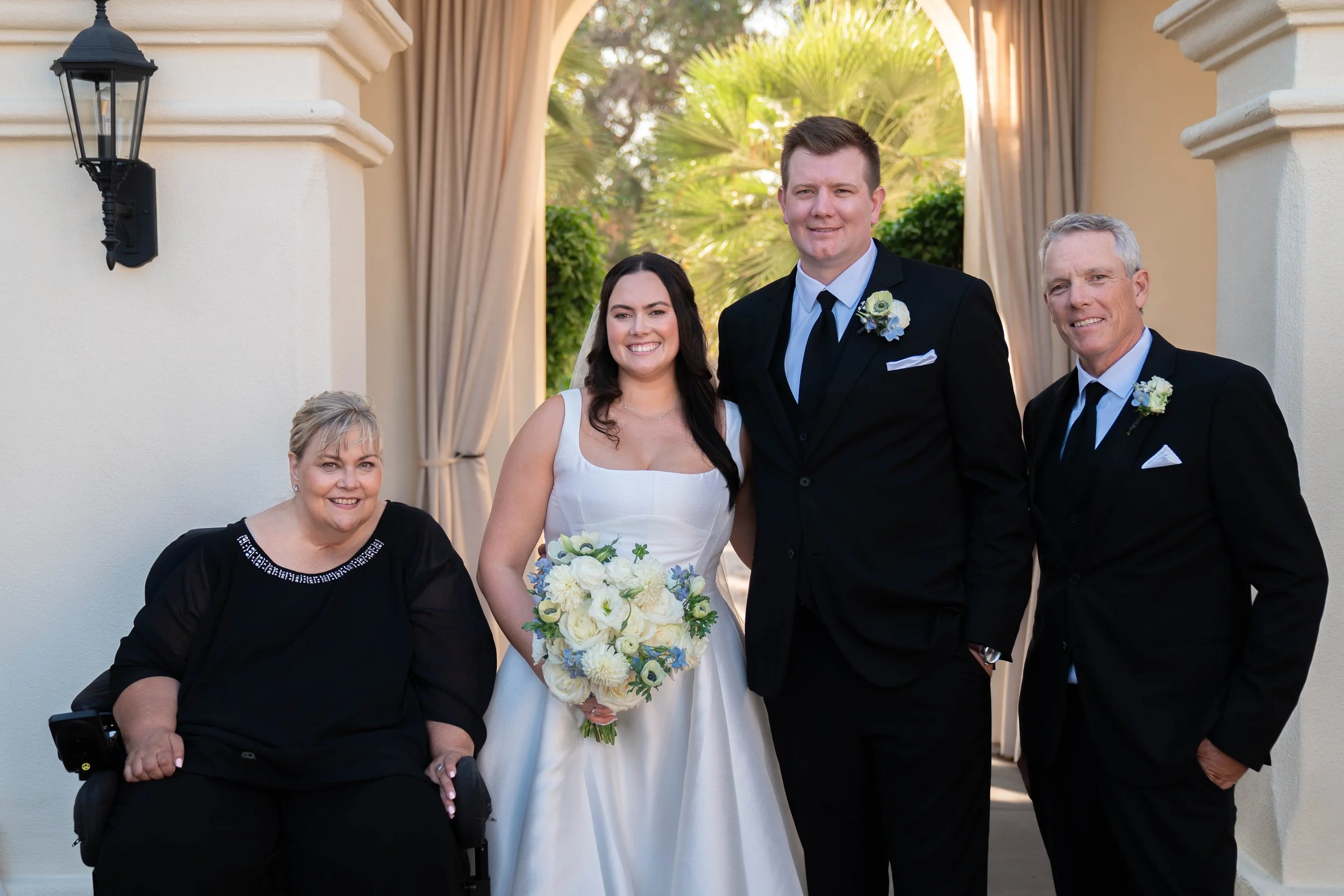 Singer_Sneaks_RA Media Co44.jpg