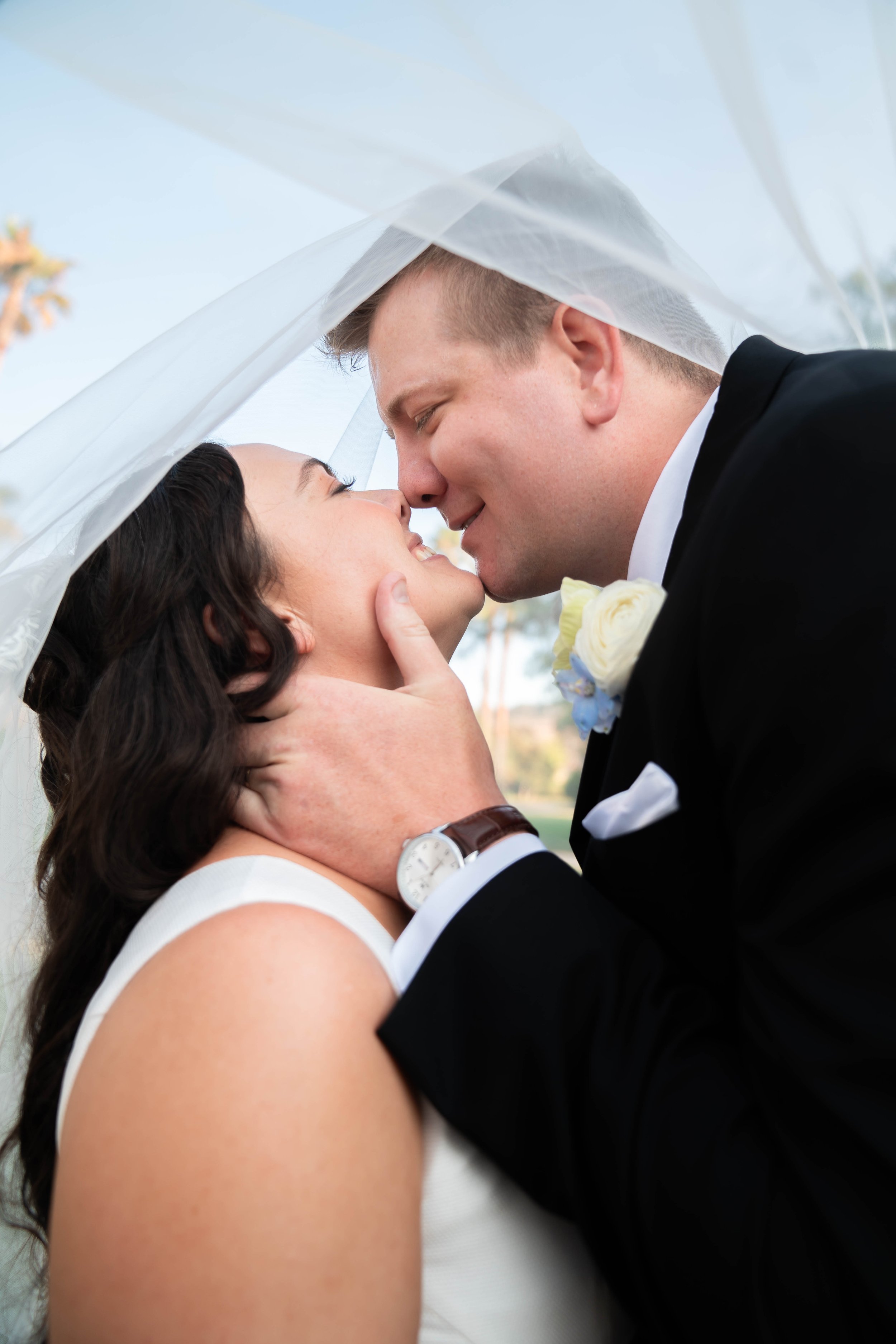 Singer_Sneaks_RA Media Co59.jpg