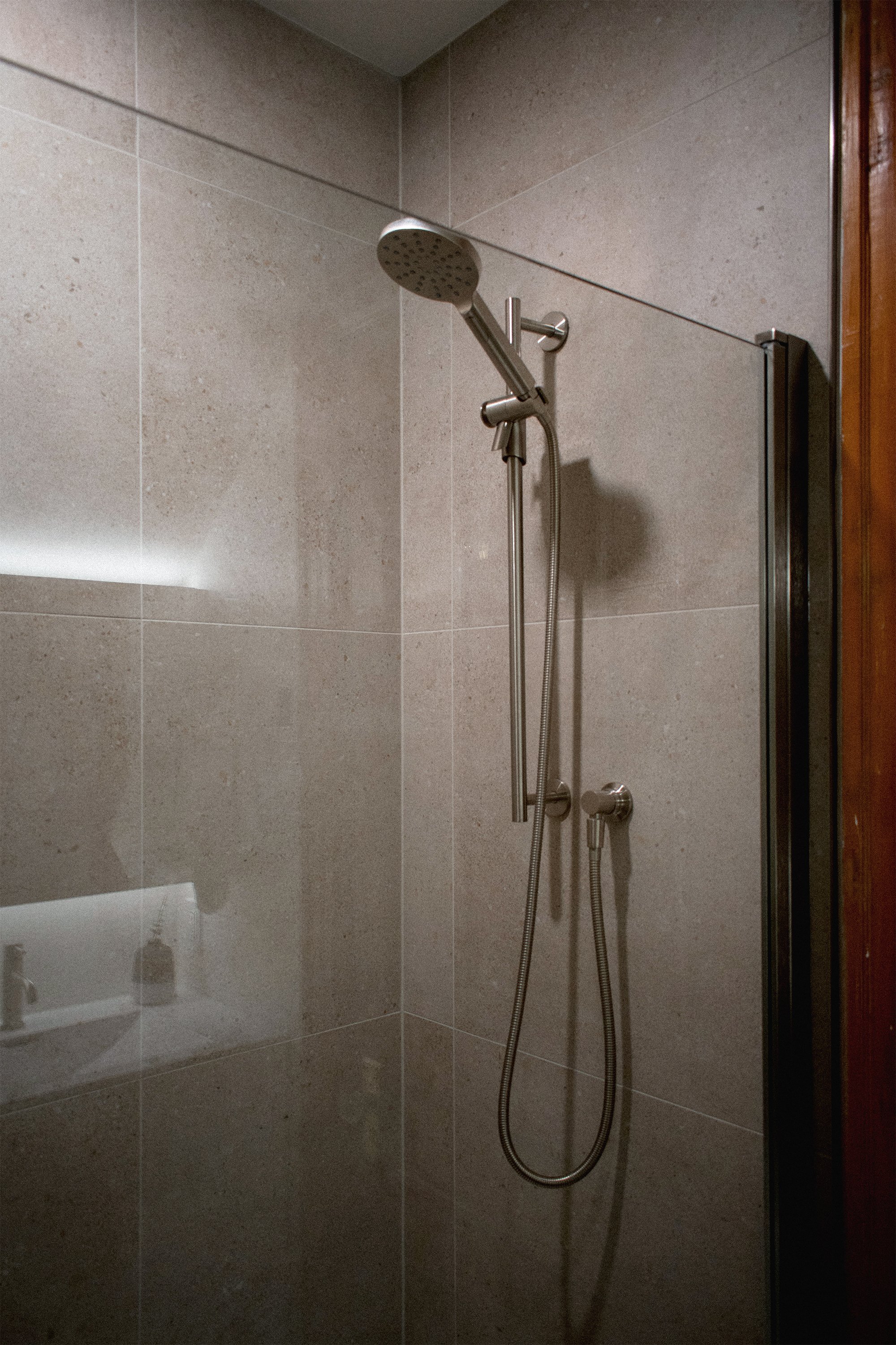 cavestudio_plateau2bath_5b.jpg