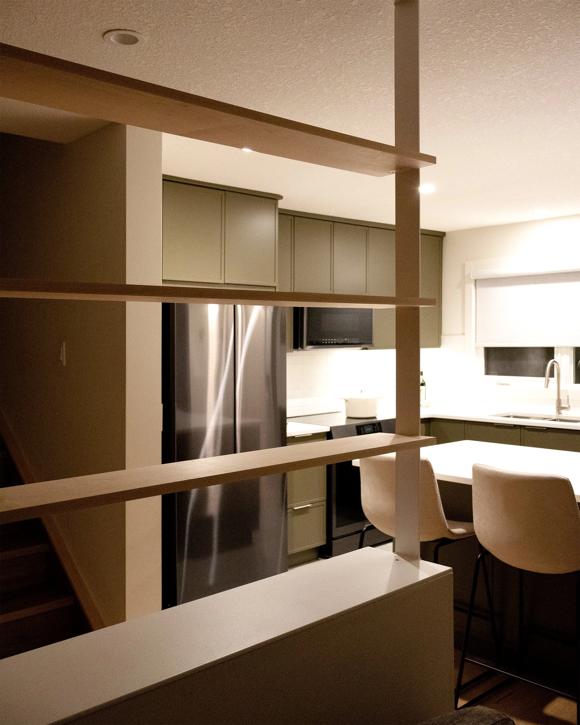 cave_blue-quill_shelf_1 (50p).jpg