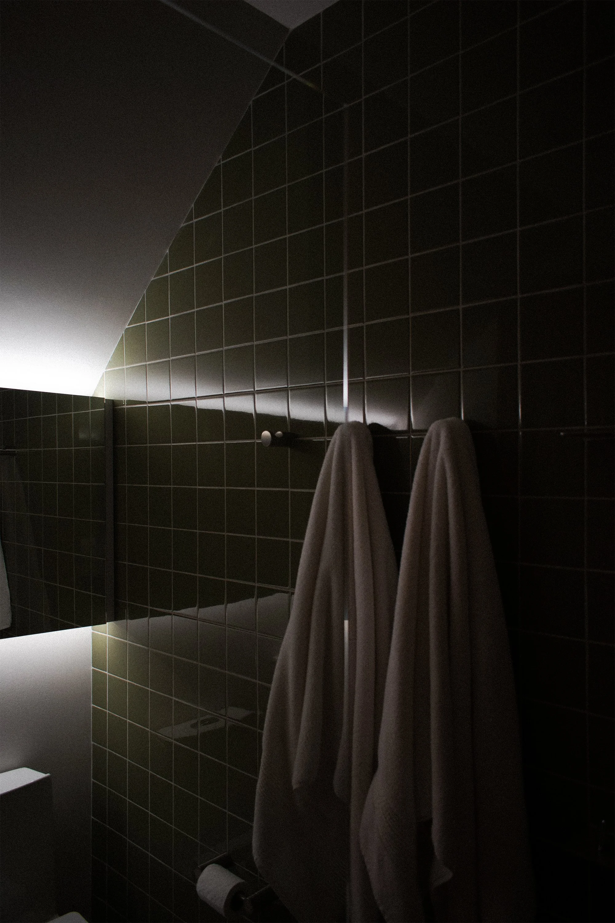 cave_plateau2bath_1c.jpg