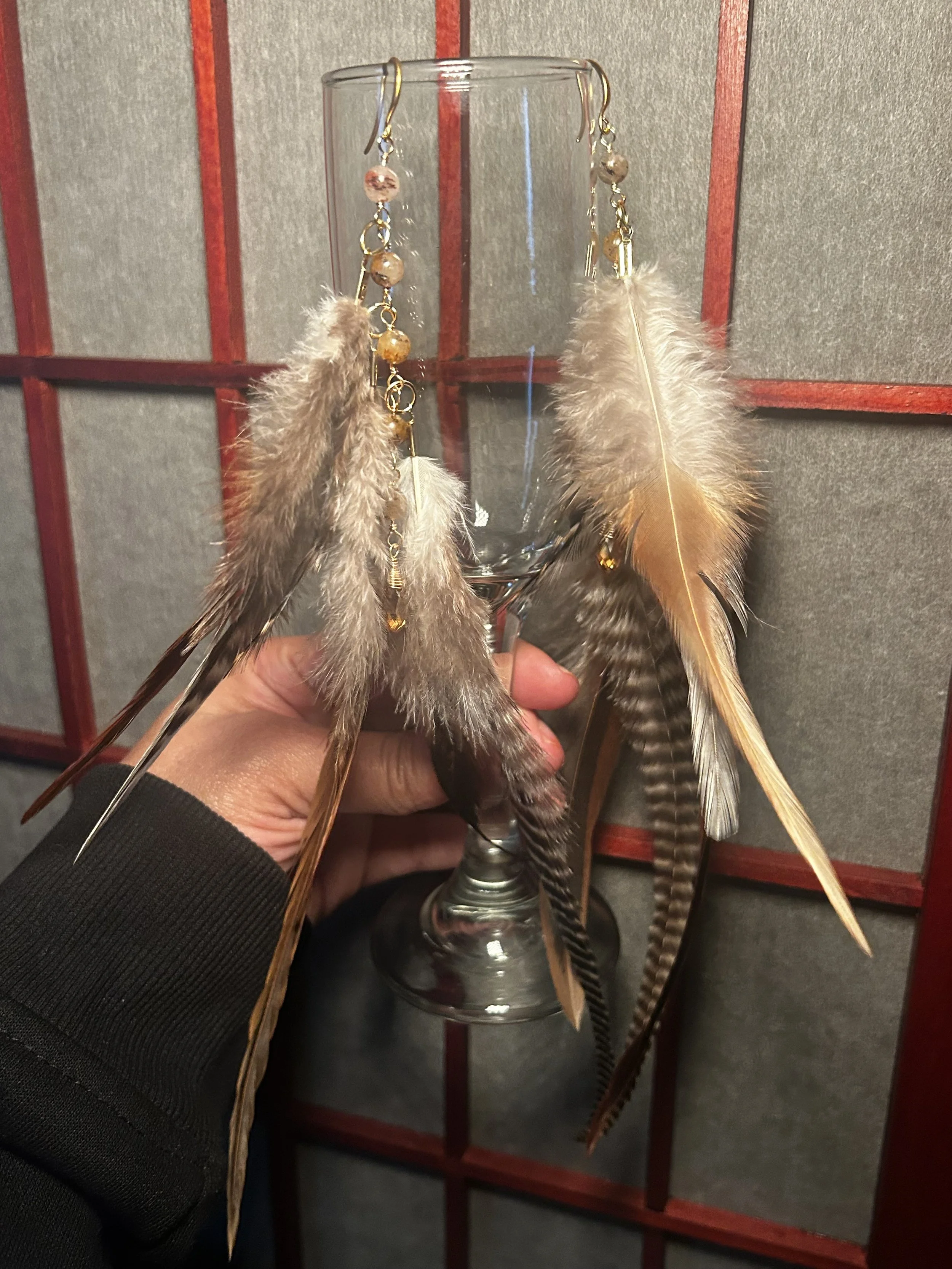 Ruffle ‘Dem Feathers (gold)