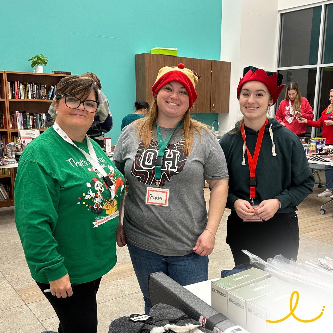 As we continue to celebrate Volunteer Appreciation Week, we want to take a moment to celebrate all of our event volunteers. These volunteers go above and beyond to help our events run smoothly. Whether it is assisting at an event for play or at a fun