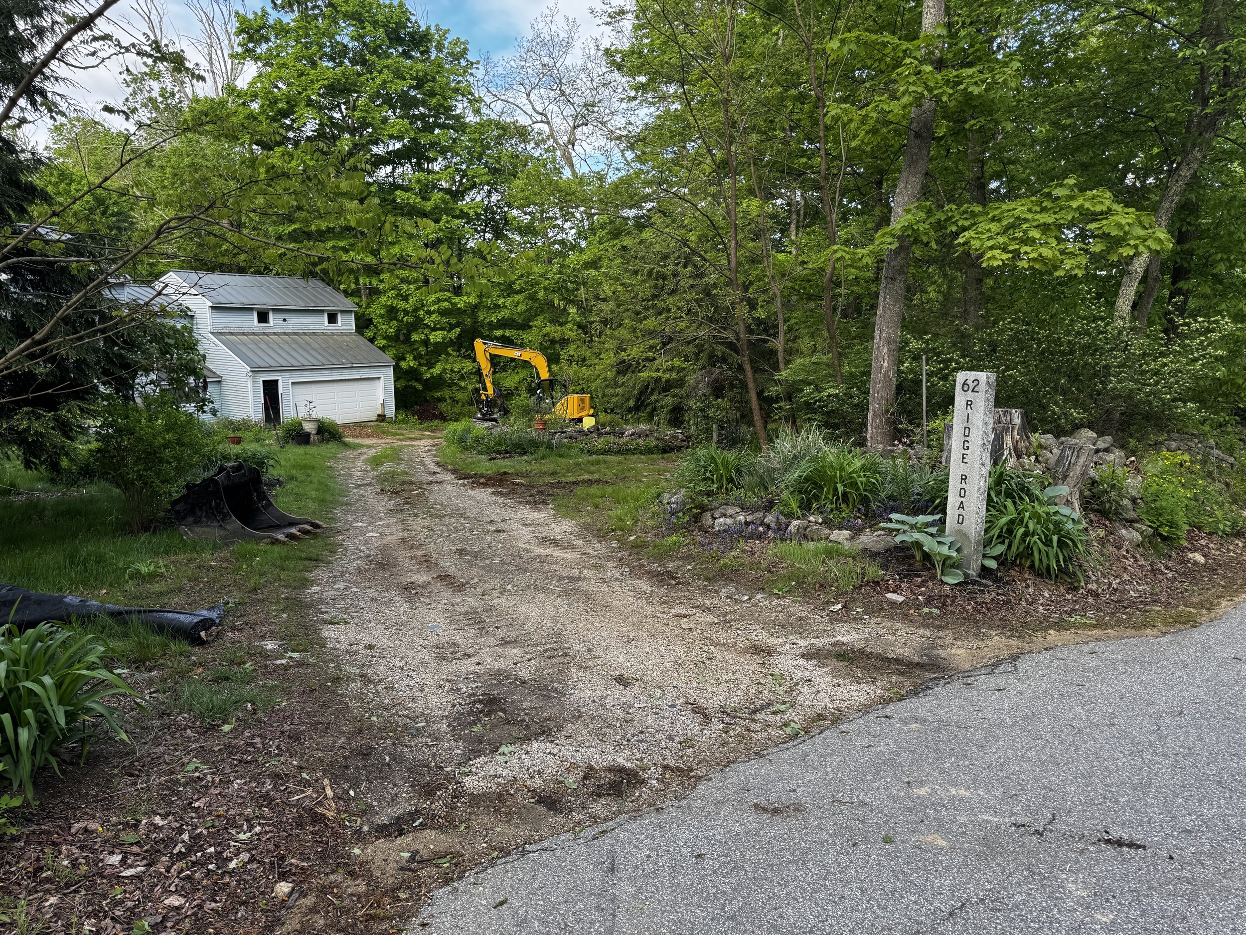Gravel Driveway (Before)