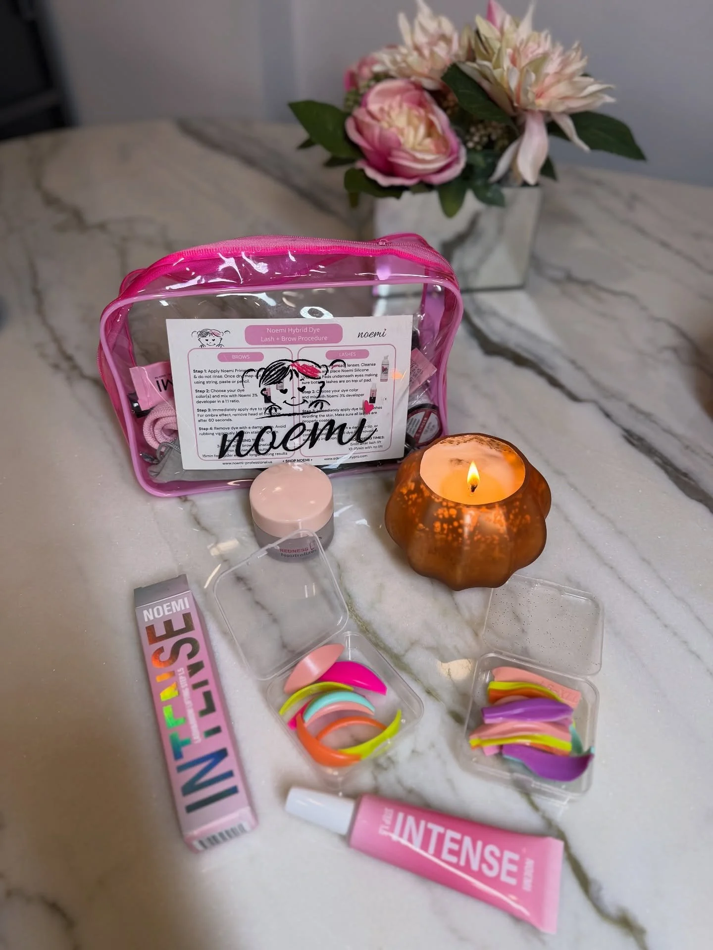 Happy Halloween 🎃 
✔️ Save some tips from NOEMI!✨

Your Official Noemi USA Trainer! 🇺🇸
This means I get to teach you how to work with one of the most innovative and luxurious lash and brow brands in the world.

Why Noemi? Because it&rsquo;s not ju