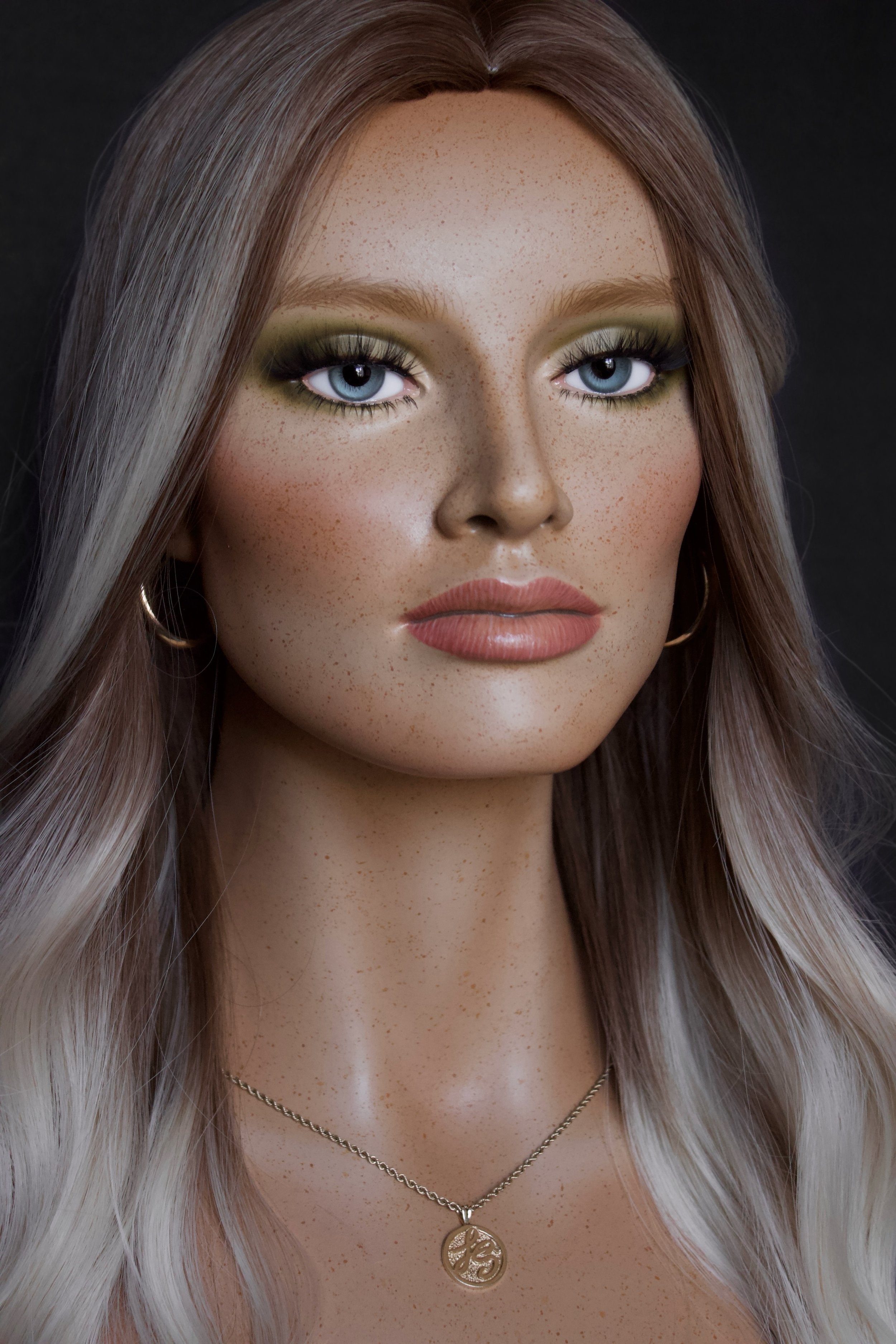 Realistic Female Mannequin Head
