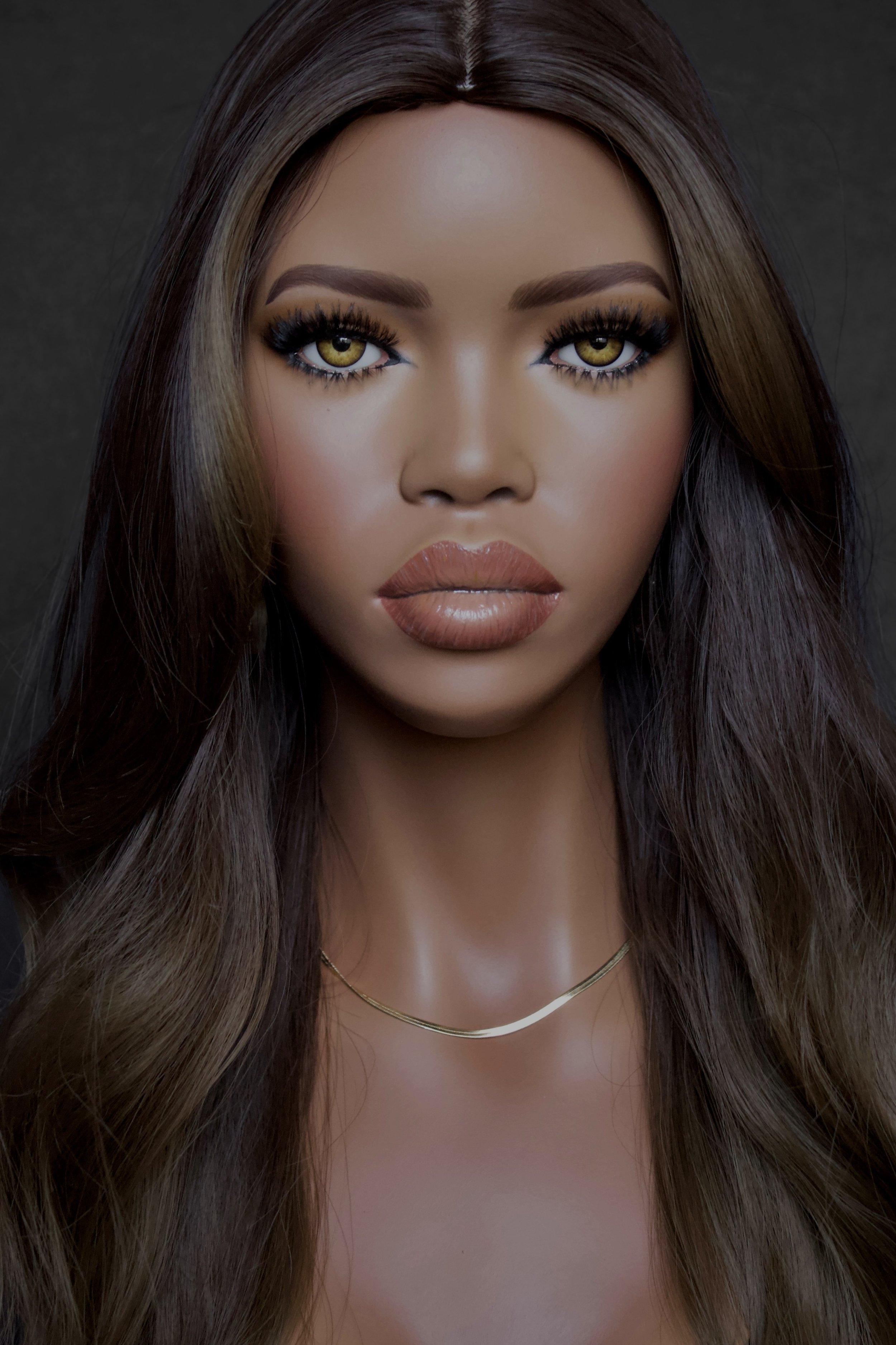 Realistic Mannequin Head Display