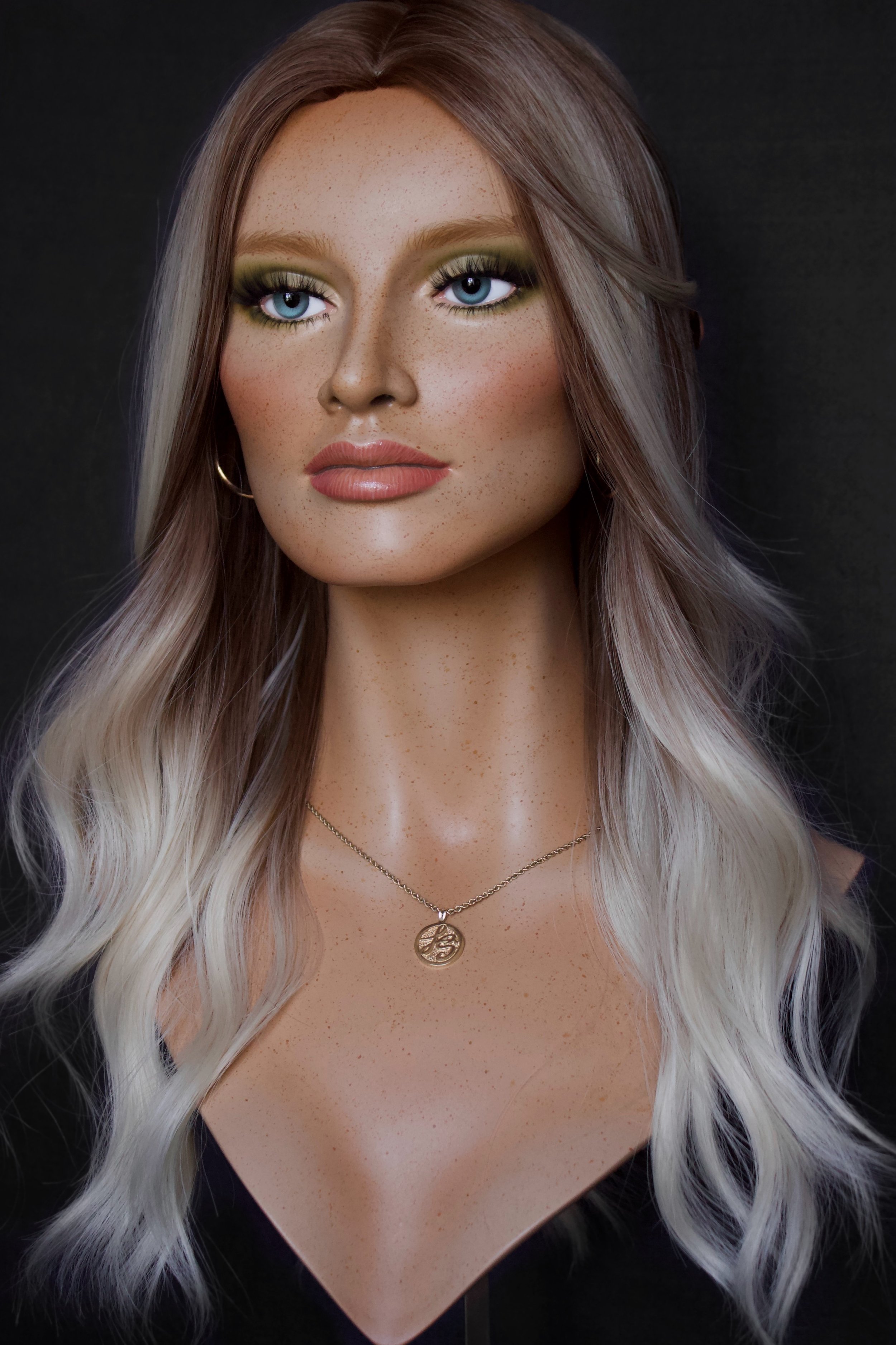 Realistic Female Mannequin Head