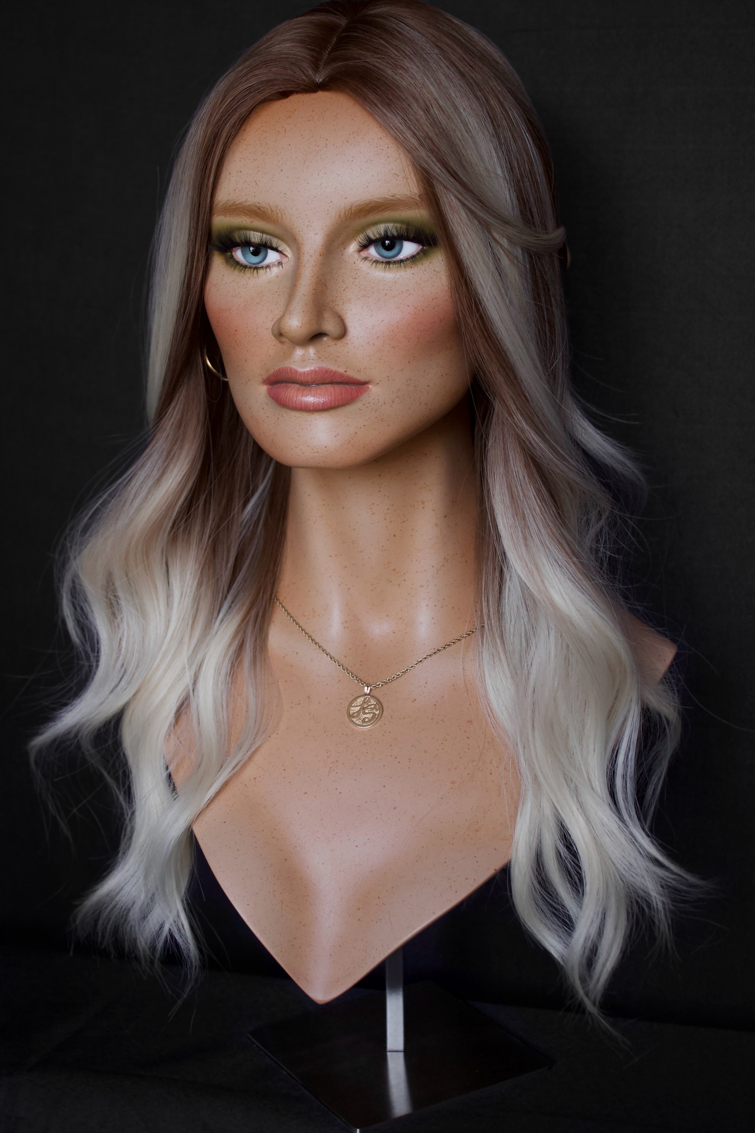 Realistic Female Mannequin Head