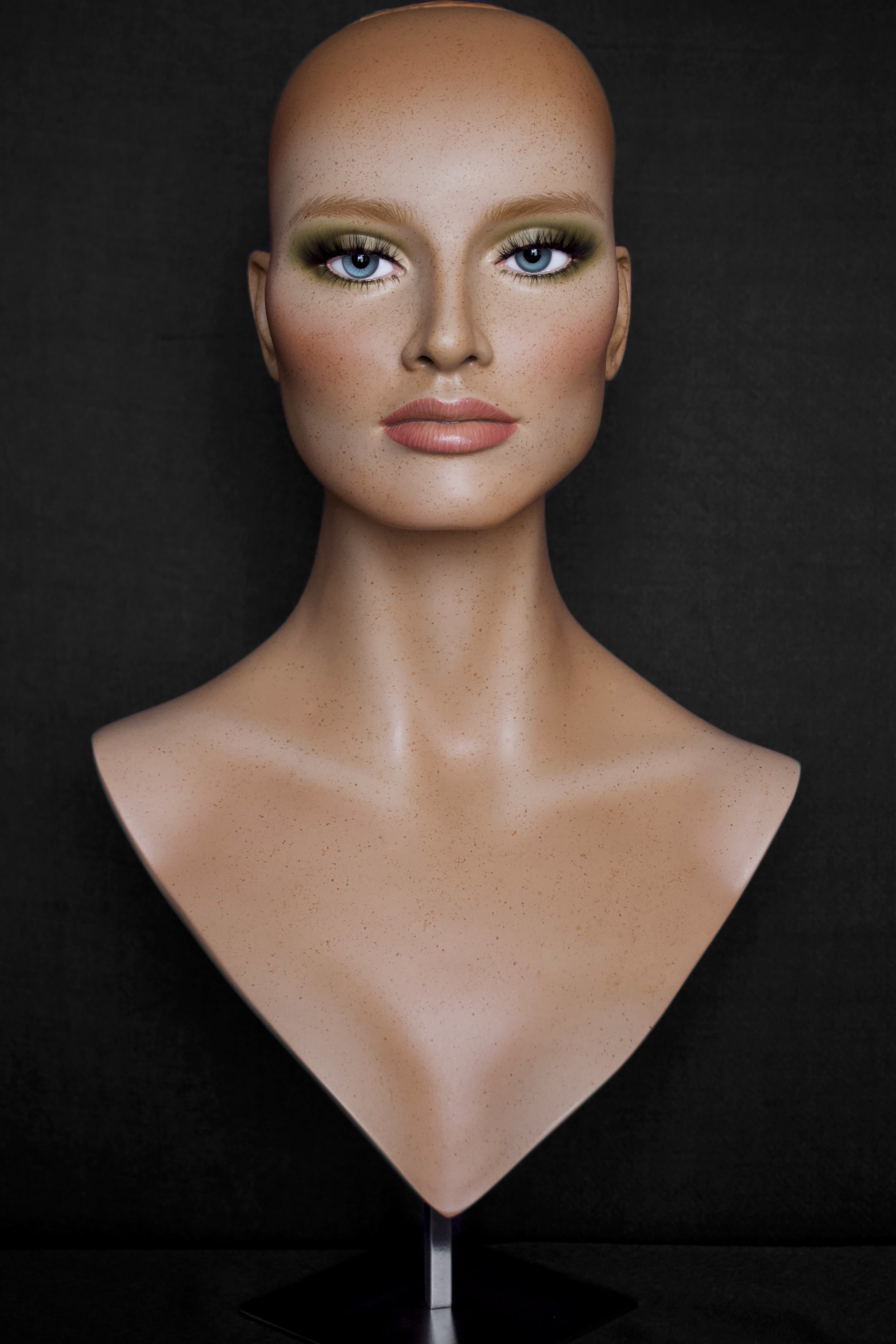 Realistic Female Mannequin Head