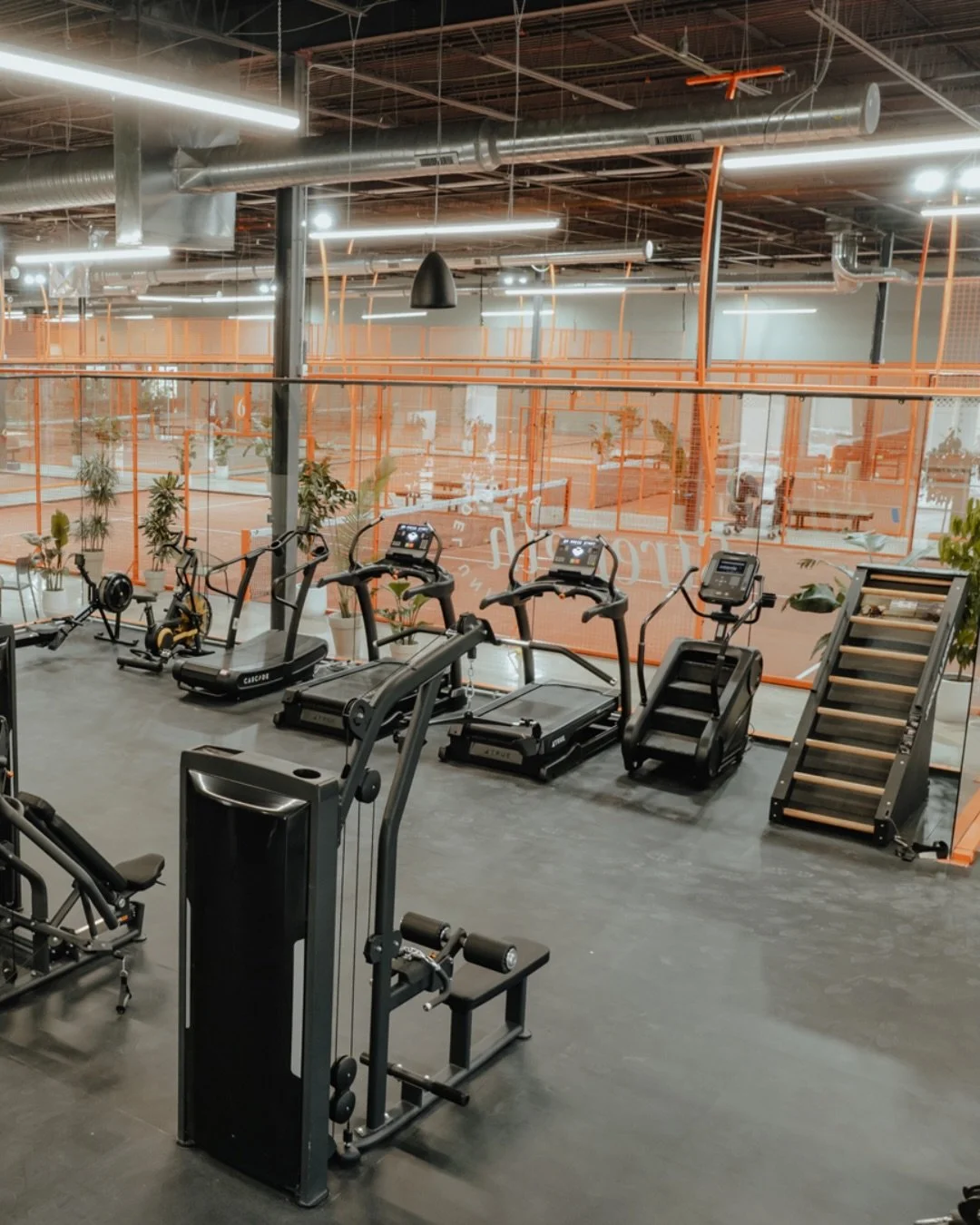Why wait for January? Your free trial week is calling.
Experience the fitness center, yoga classes, Oasis spa, and recovery suite for one week - ON US.
Comment TRIAL for the link to sign up!