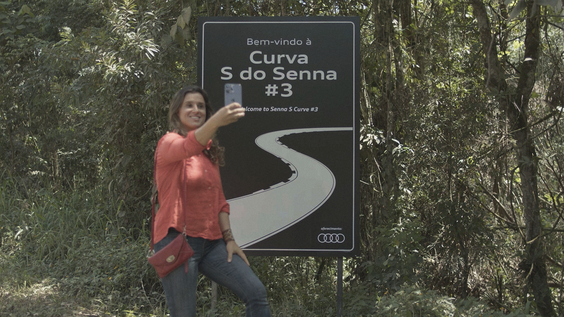 ApresentacaoSennaTBWA3png.png