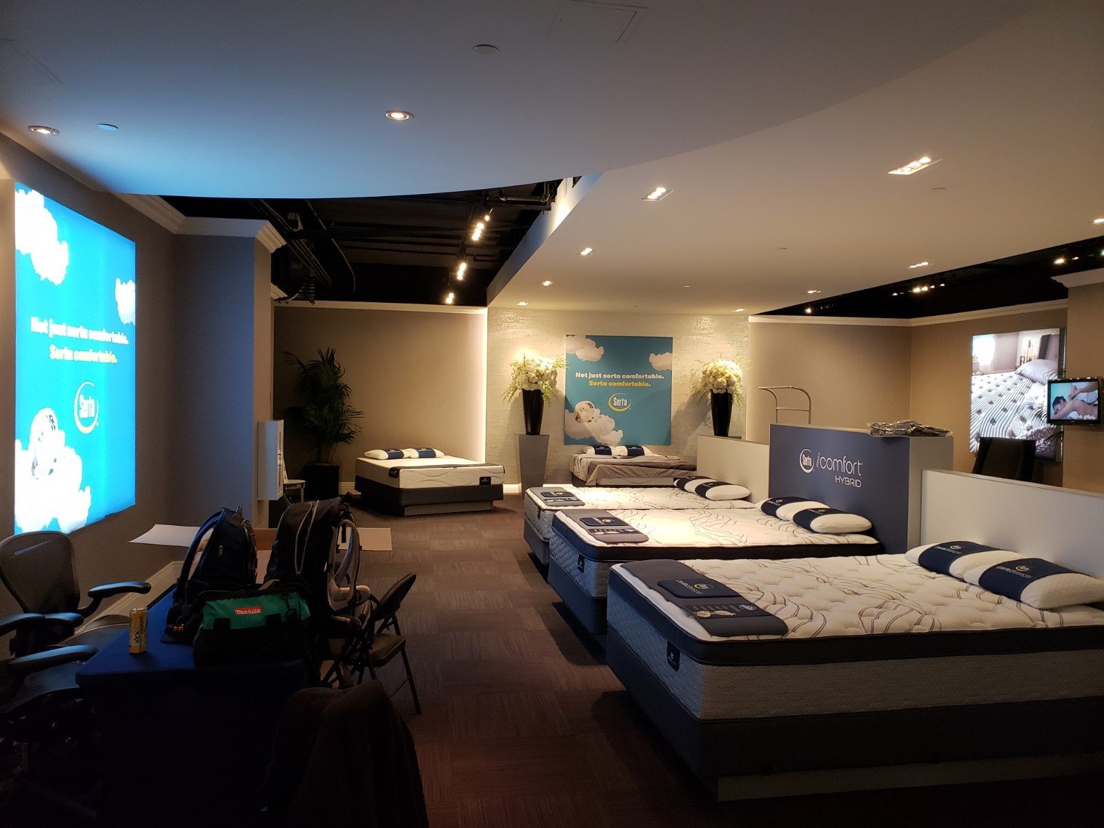 serta_retail displays_04.jpg