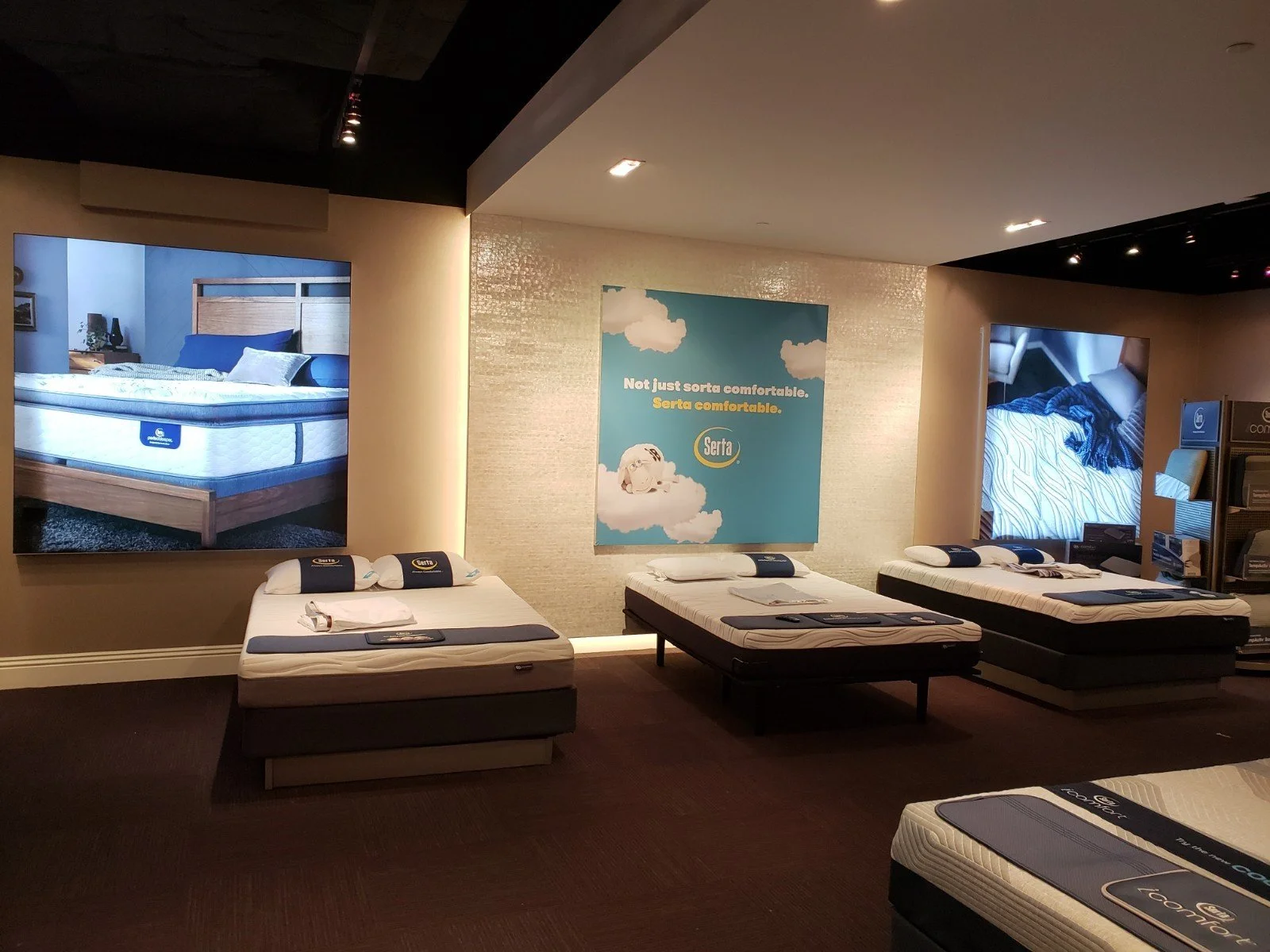 serta_retail displays_01.jpg