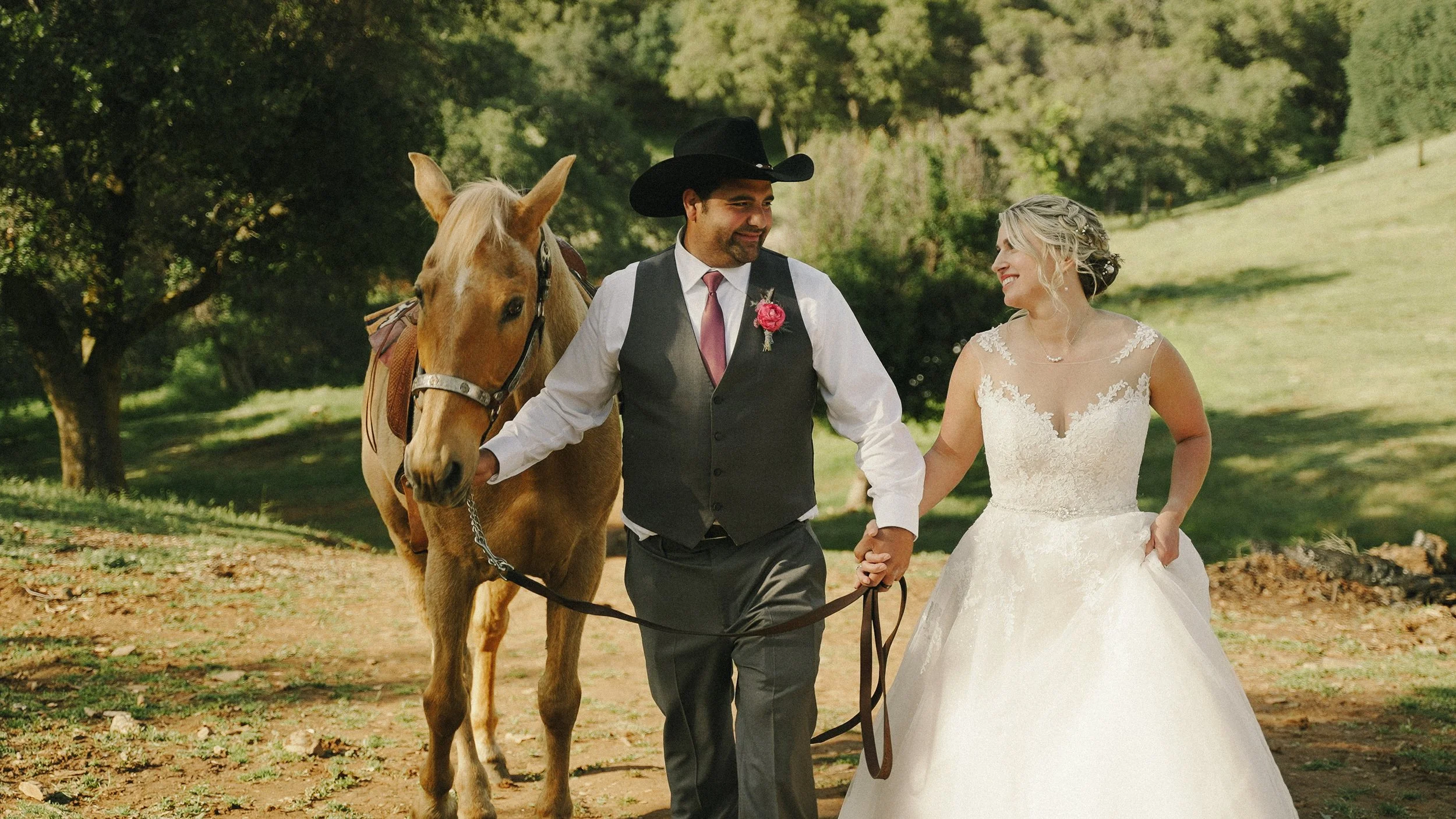 DEREK & AMY_00_00_27_08.jpg