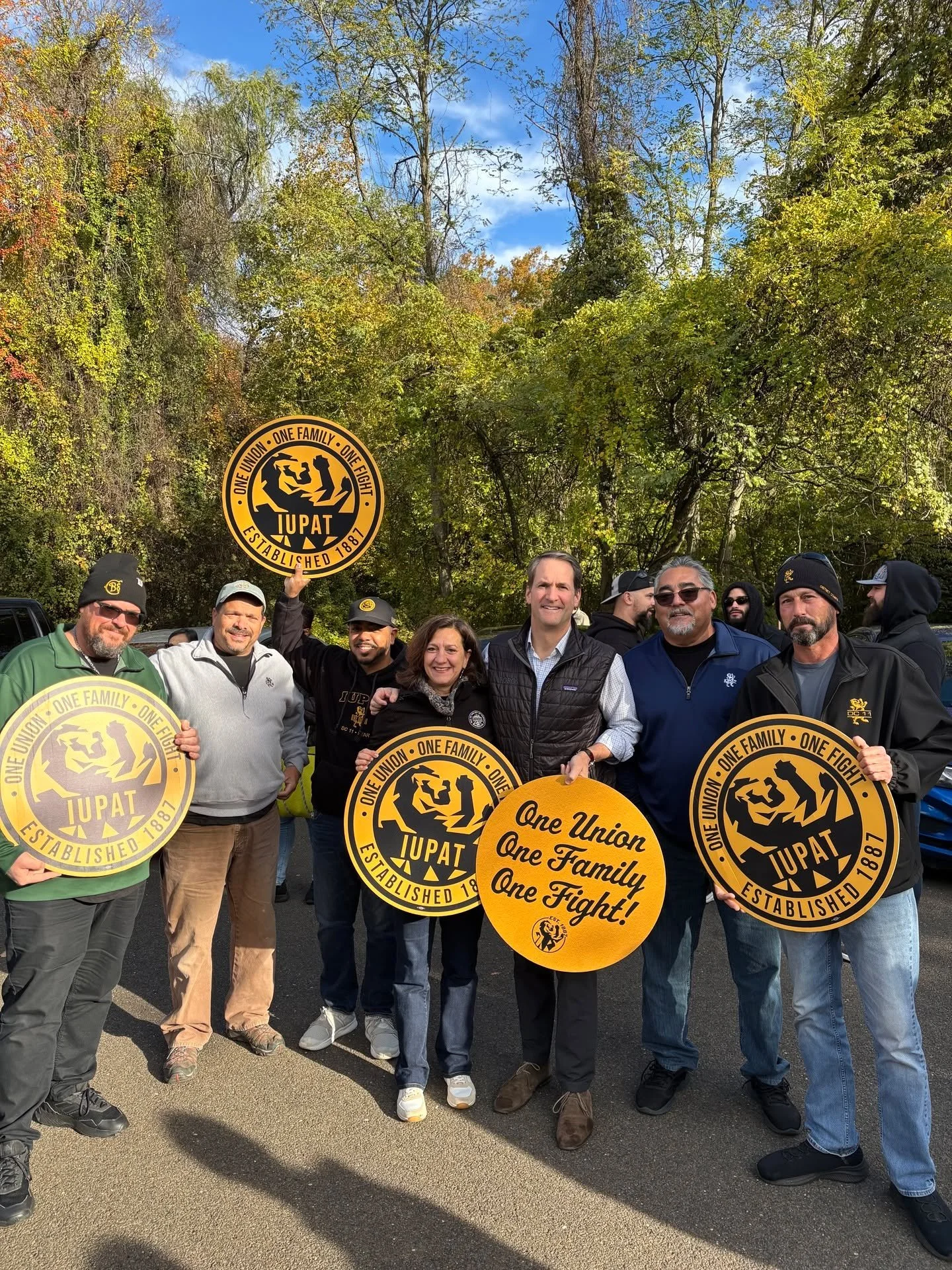 Norwalk: we showed up for you. Now it&rsquo;s your turn. VOTE TOMORROW. 🗳️💪🏽

This weekend, we joined the Fairfield County Building Trades to canvass for candidates who stand with working people including Mayoral candidate Barbara Smyth, Common Co