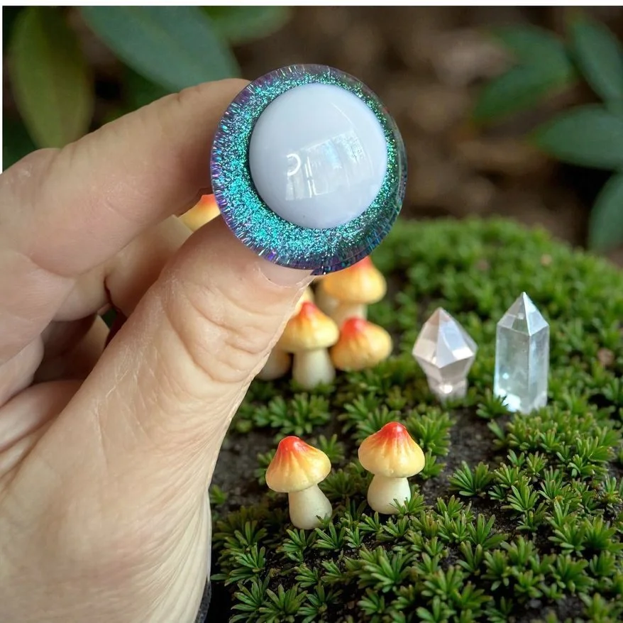 Moon Pond White Pupil Sinker Safety Eyes