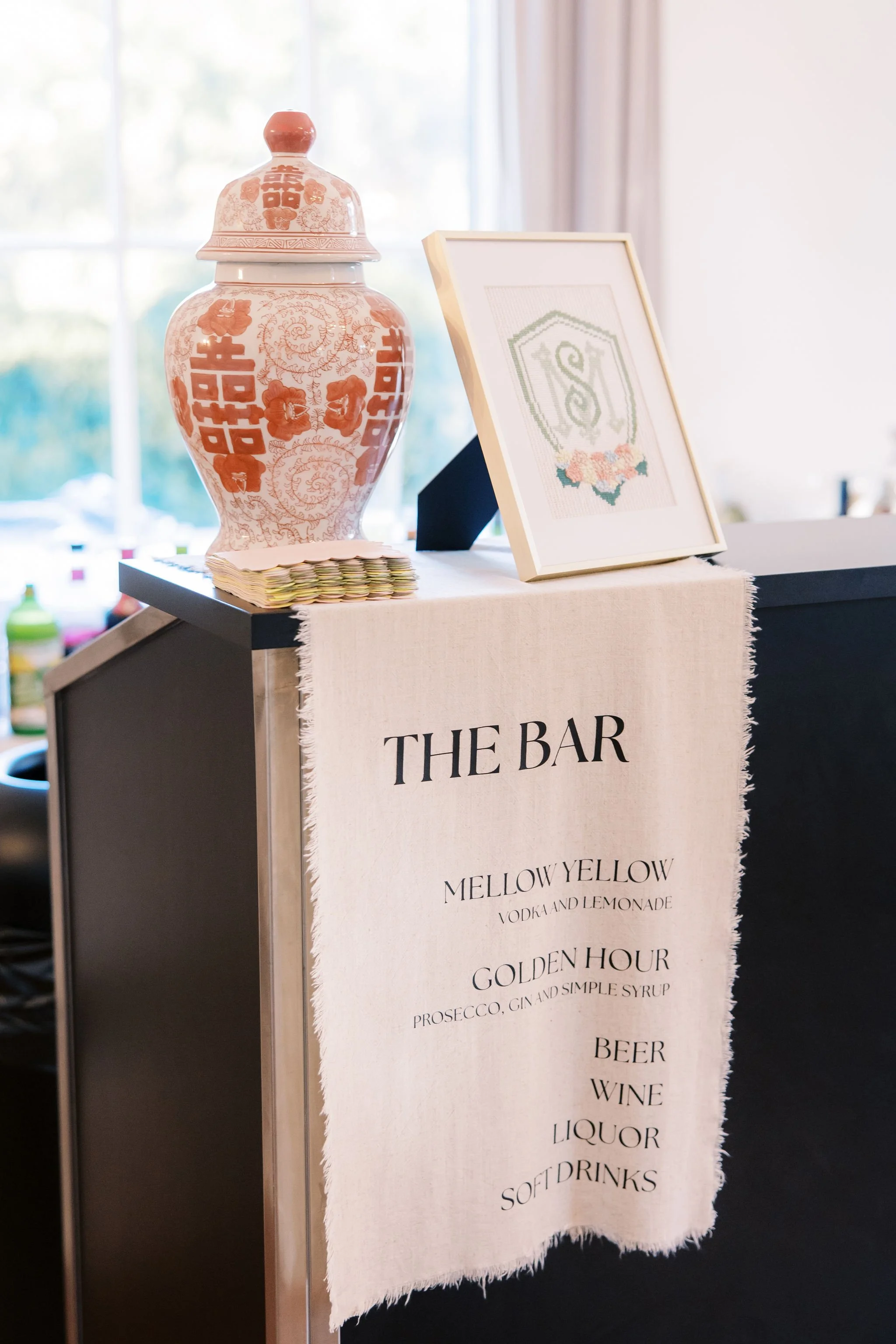CocktailHour_SMWedding_MaddyWilliamsPhotography-10 - Copy (3).jpg