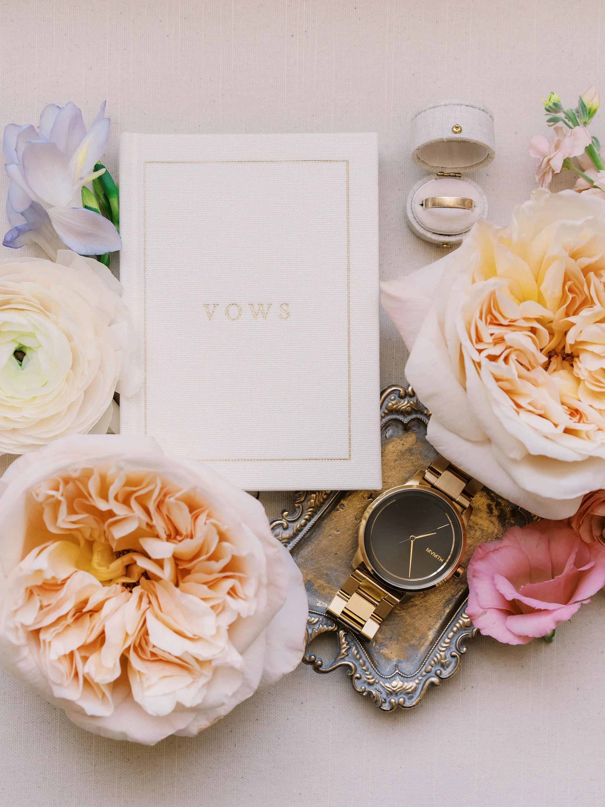 GettingReady_SMWedding_MaddyWilliamsPhotography-9 - Copy (3).jpg