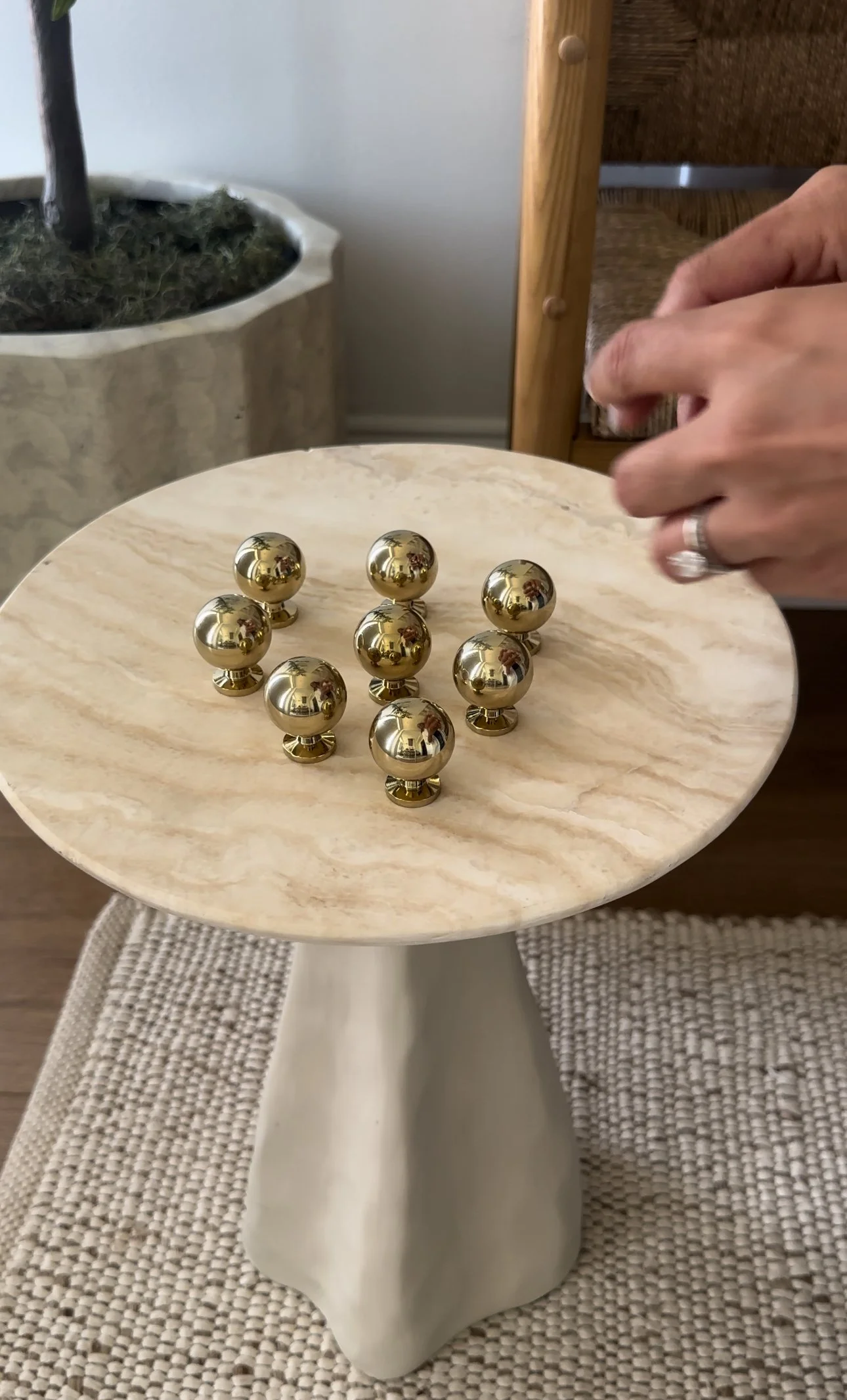 brass hardware, kitchen hardware, kitchen knobs, cabinet knobs, brass knobs, unlaquered hardware, affordable hardware, laundry room, brass, cabinets