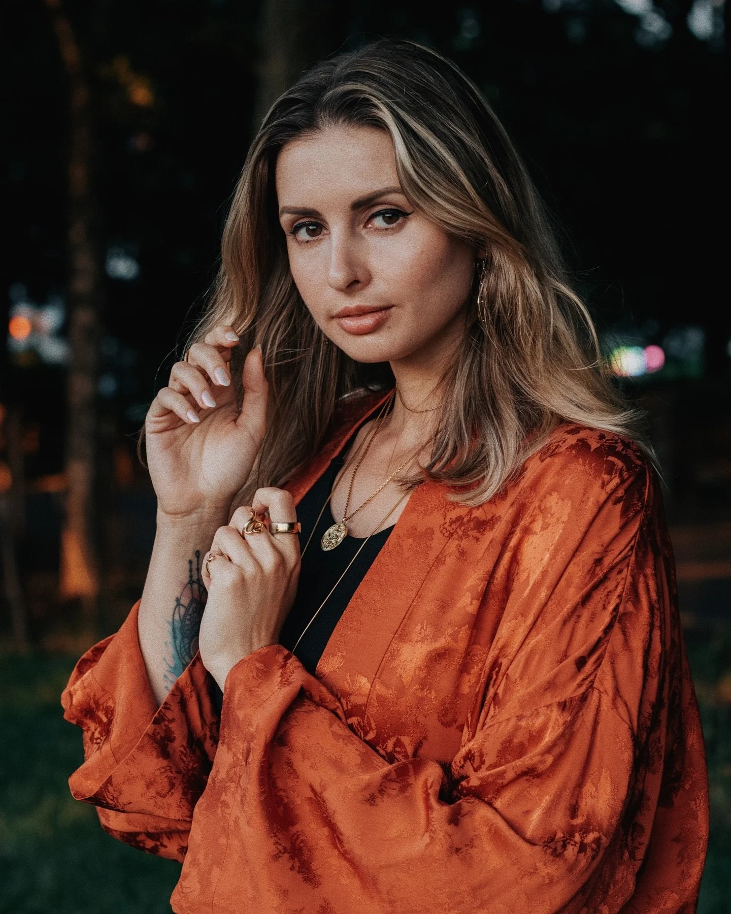 Content creation for @alina.aligned.tarot 🔮

Model: @alina.aligned 

#contentcreation #tarotcommunity #newyorkcity #streetphotoshoot #portraitphotography