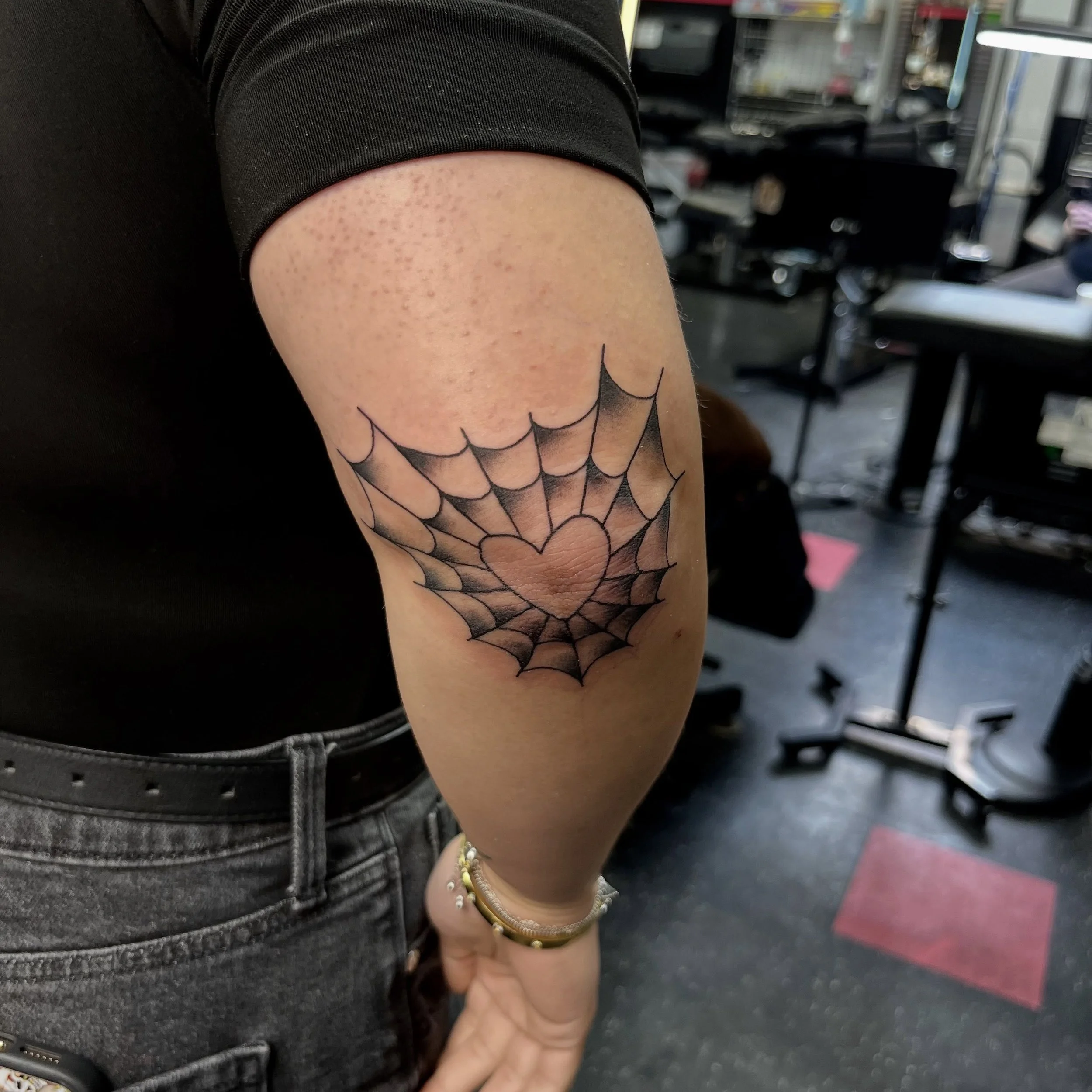 Spiderweb on da elbow, stoked to do my coworker @tattoos_by_erika &lsquo;s design for this one 🕸️💕🩷🕸️