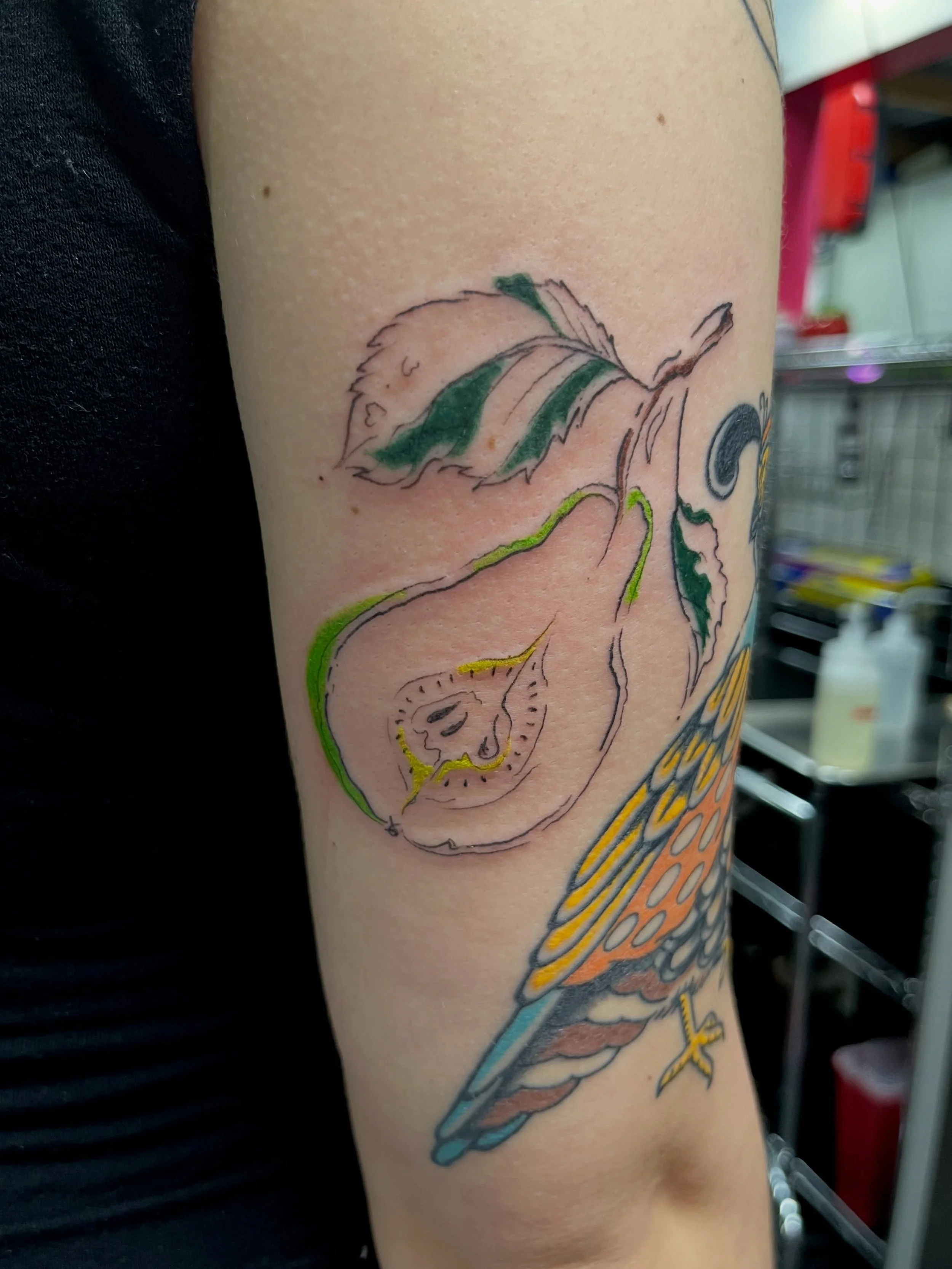 Pear from my older flash. I&rsquo;m booking for October :) text me at 971-266-0203 to set something up!