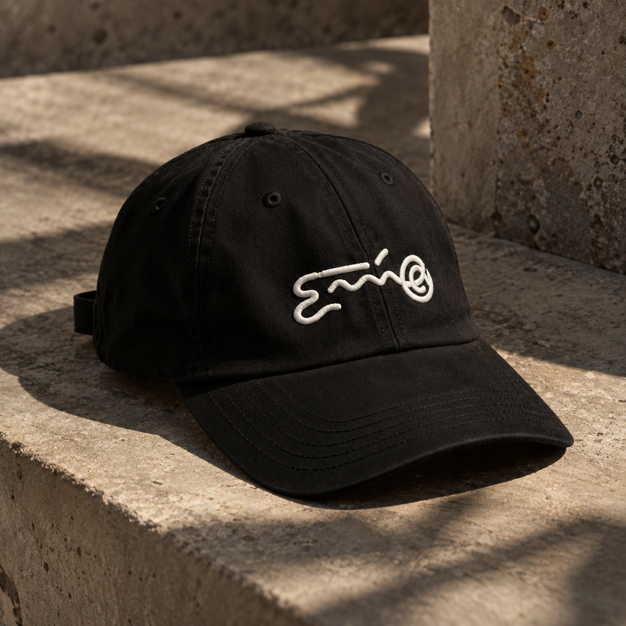 ETEREO_HAT.png