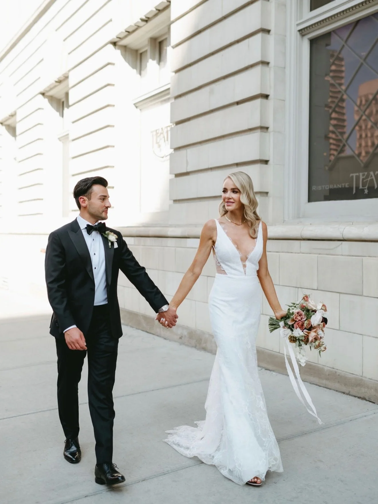 Earlier this year, I shared that I was stepping away from weddings&hellip; and while that&rsquo;s still true in some ways, I&rsquo;ve realized I&rsquo;m not quite ready to let them go entirely&hellip;

I can&rsquo;t help myself, friends. I love LOVE!