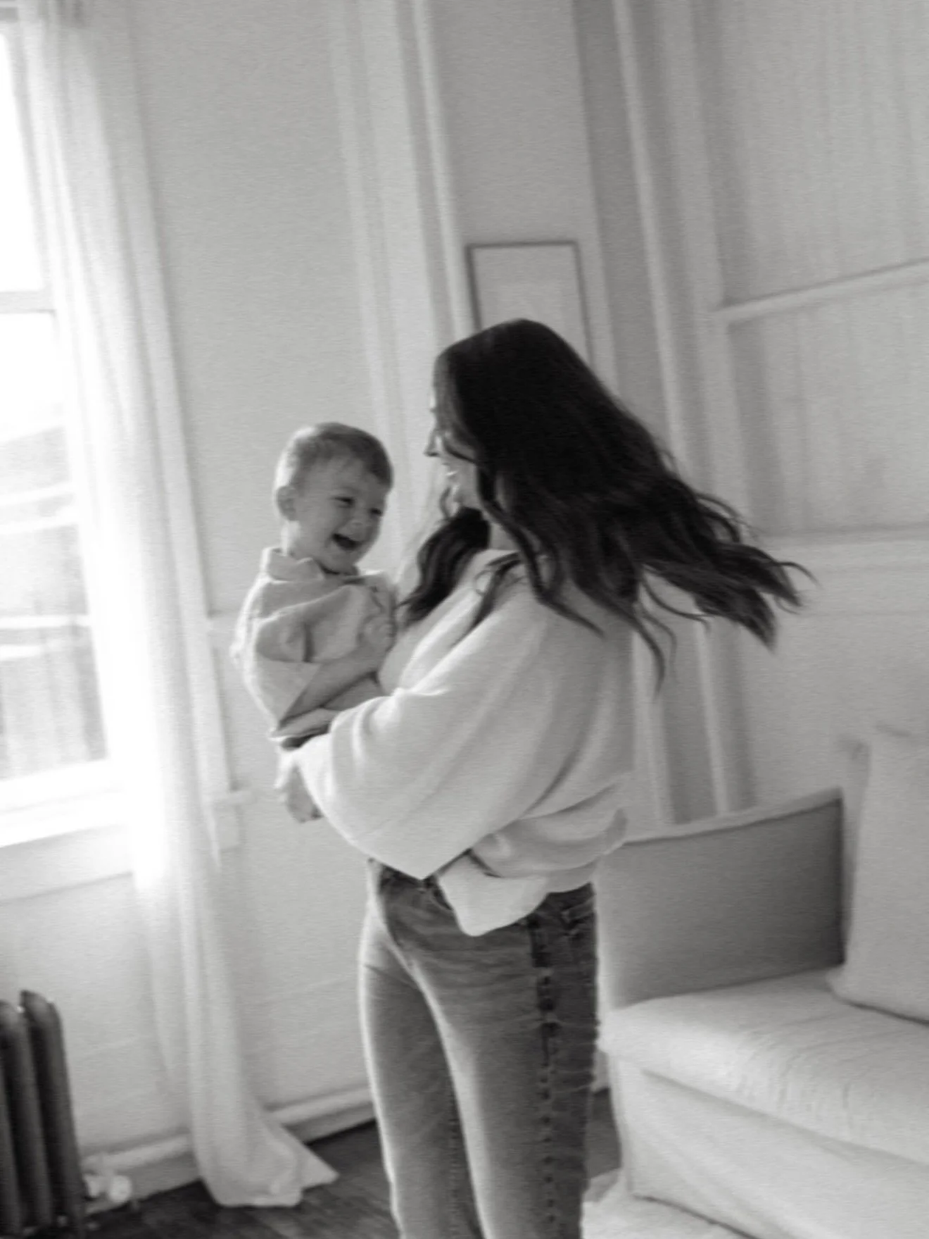 &ldquo;There are places in your heart you didn&rsquo;t know exist until you love a child&rdquo; 🤍

Happy Mothers Day! 

Thank you to all of the beautiful mommas who came out to Motherhood sessions at @thestudystudios a few weeks ago. It was such a p