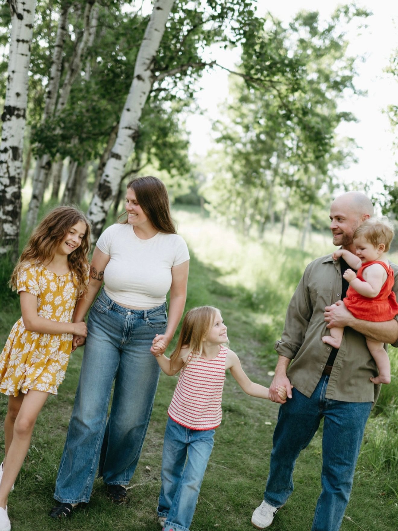 Ok how gorgeous is this family you guys?! And those 3 little girls!!! 😍 Counting down the days til M&amp;B&rsquo;s wedding when I get to capture this love all over again!

I&rsquo;m officially on holidays starting tomorrow. First chunk of time off s