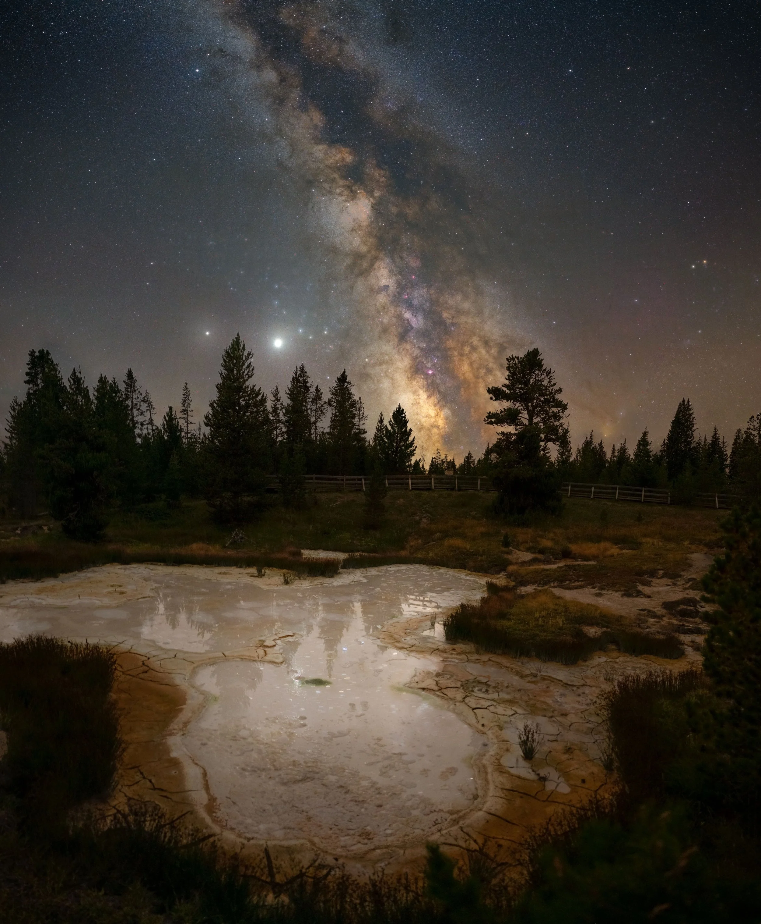Bry: Mud pools, West Thumb Geyser Basin