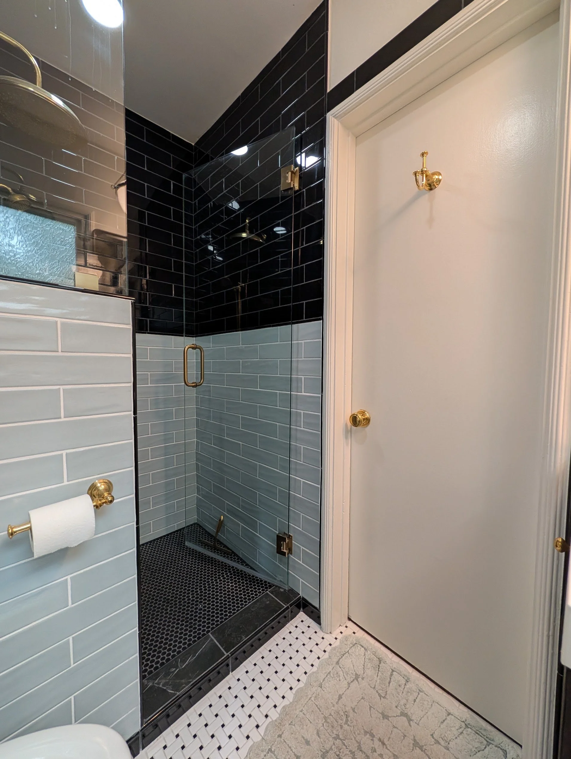 bathroom final 6 .jpg