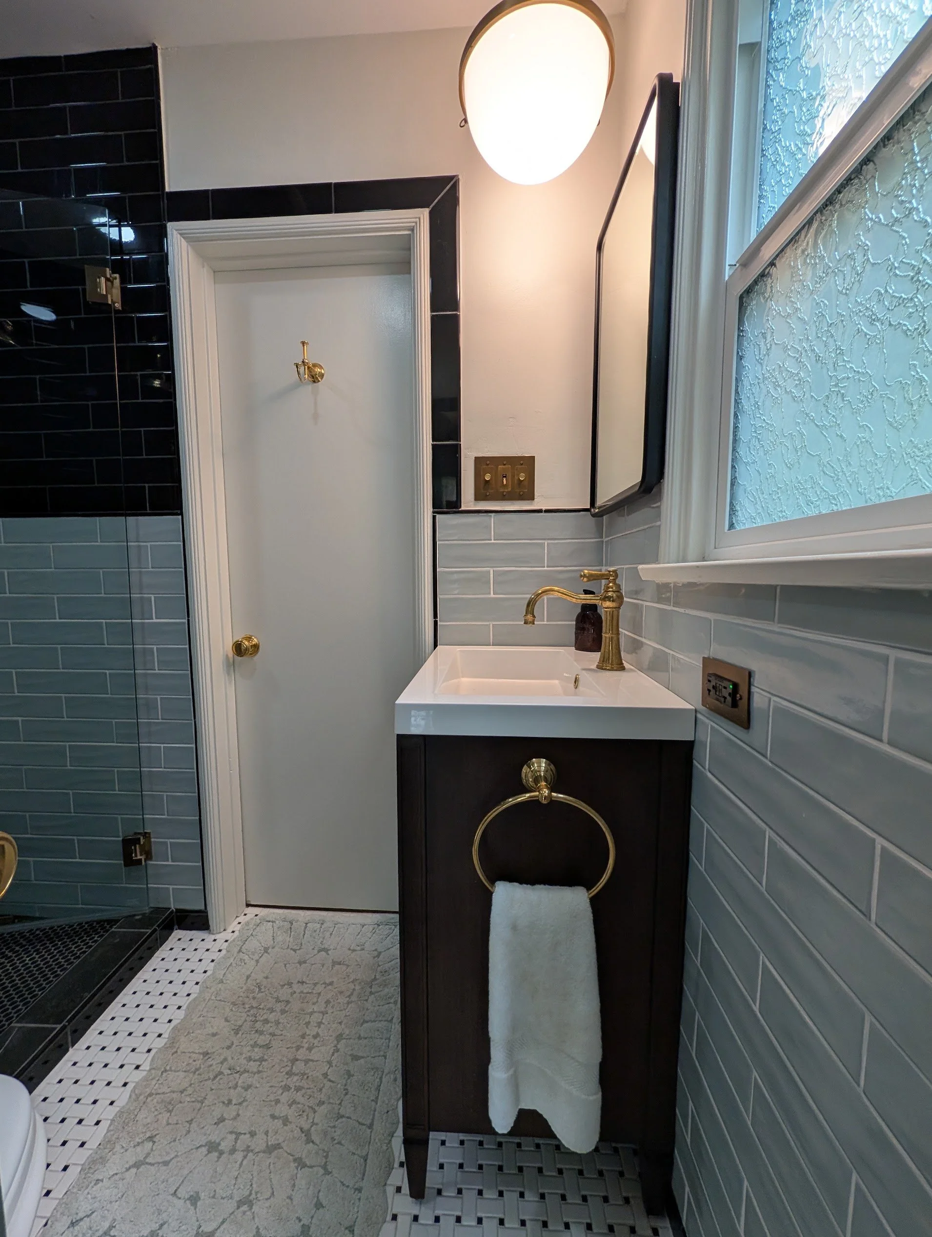 bathroom final 5 .jpg