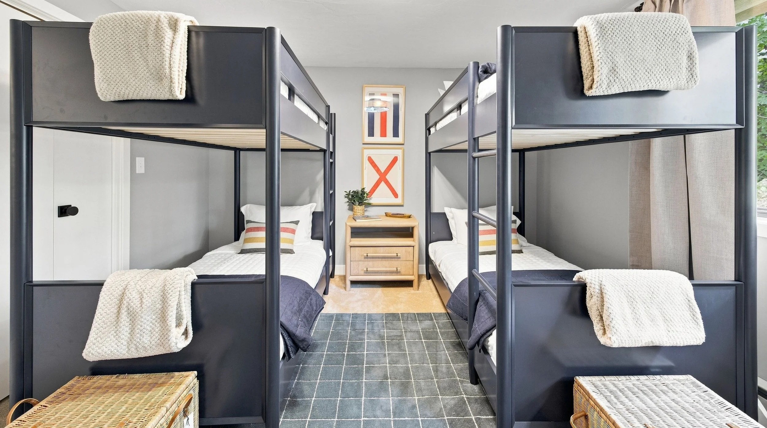 BUNK ROOM 2 .jpg