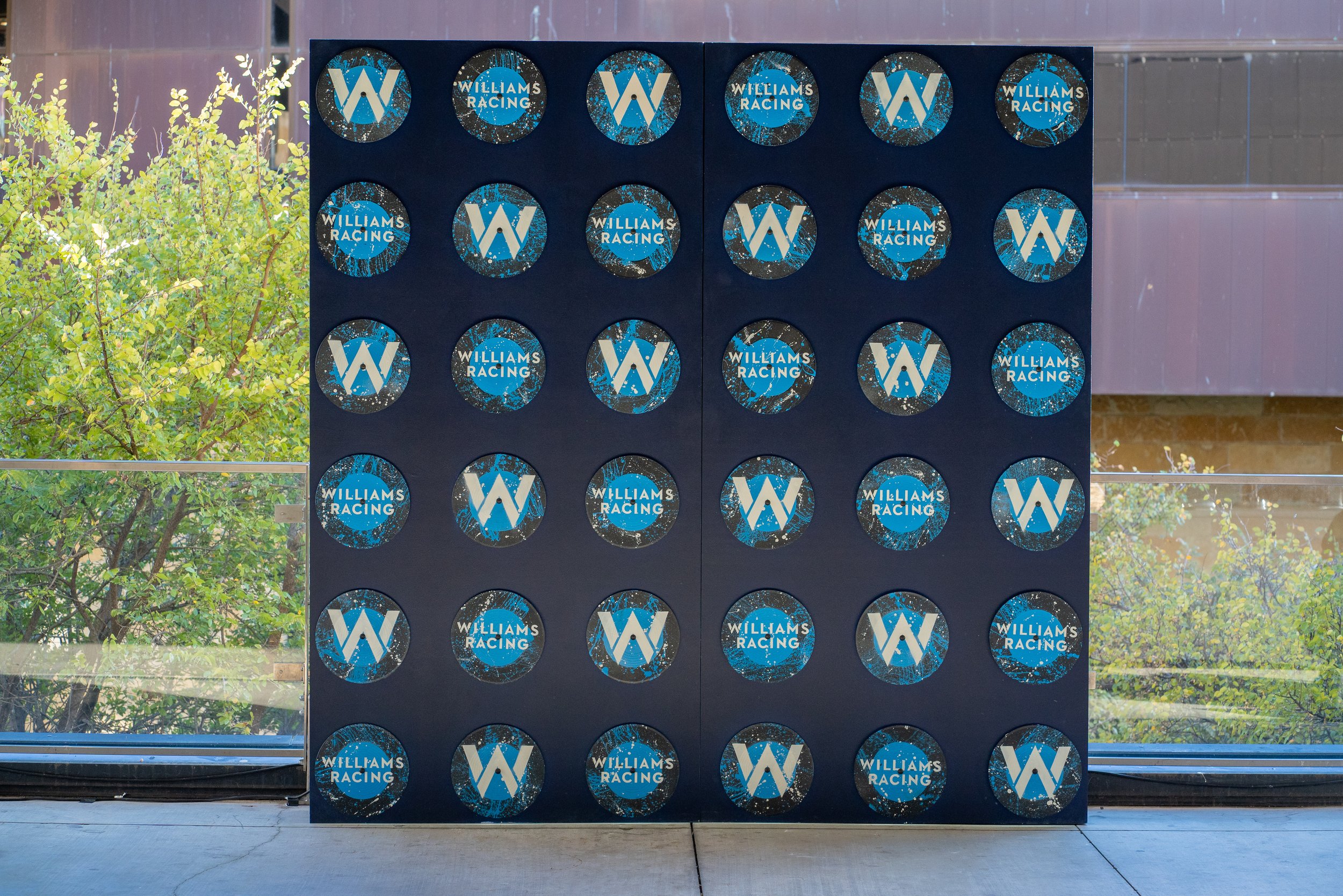 EventAgency_Corporate_Event_Production_Design_F1_Williams_Racing_Red_Carpet