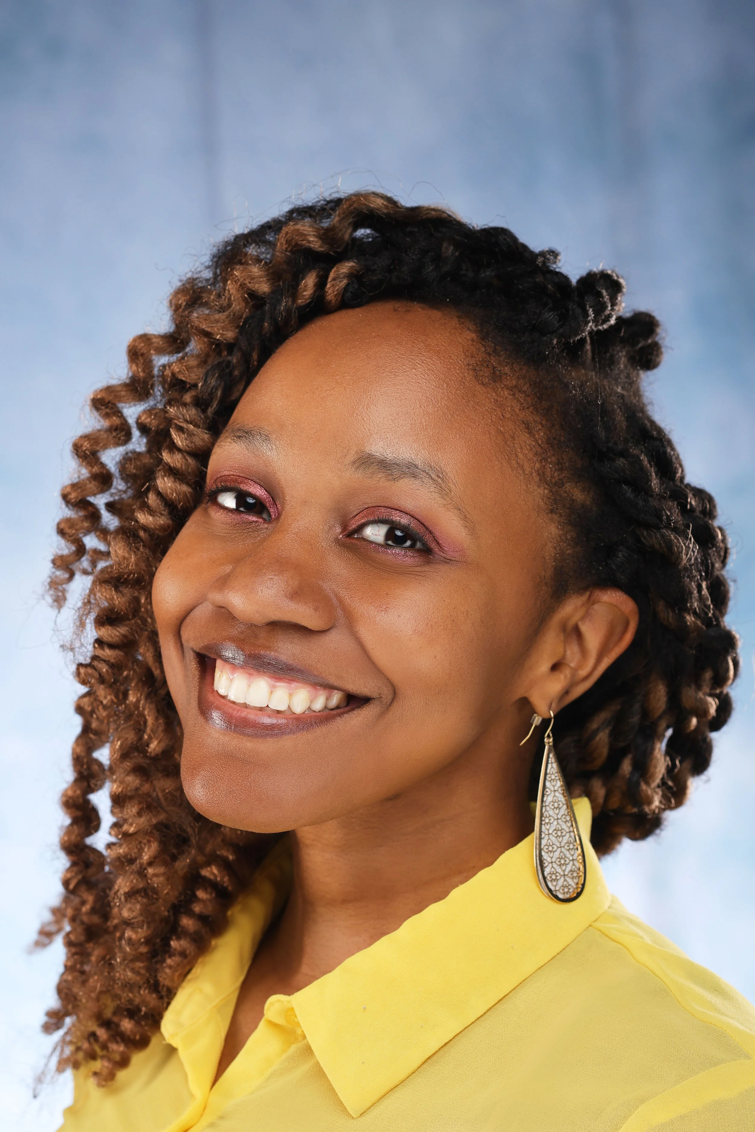 Headshot-1.jpg