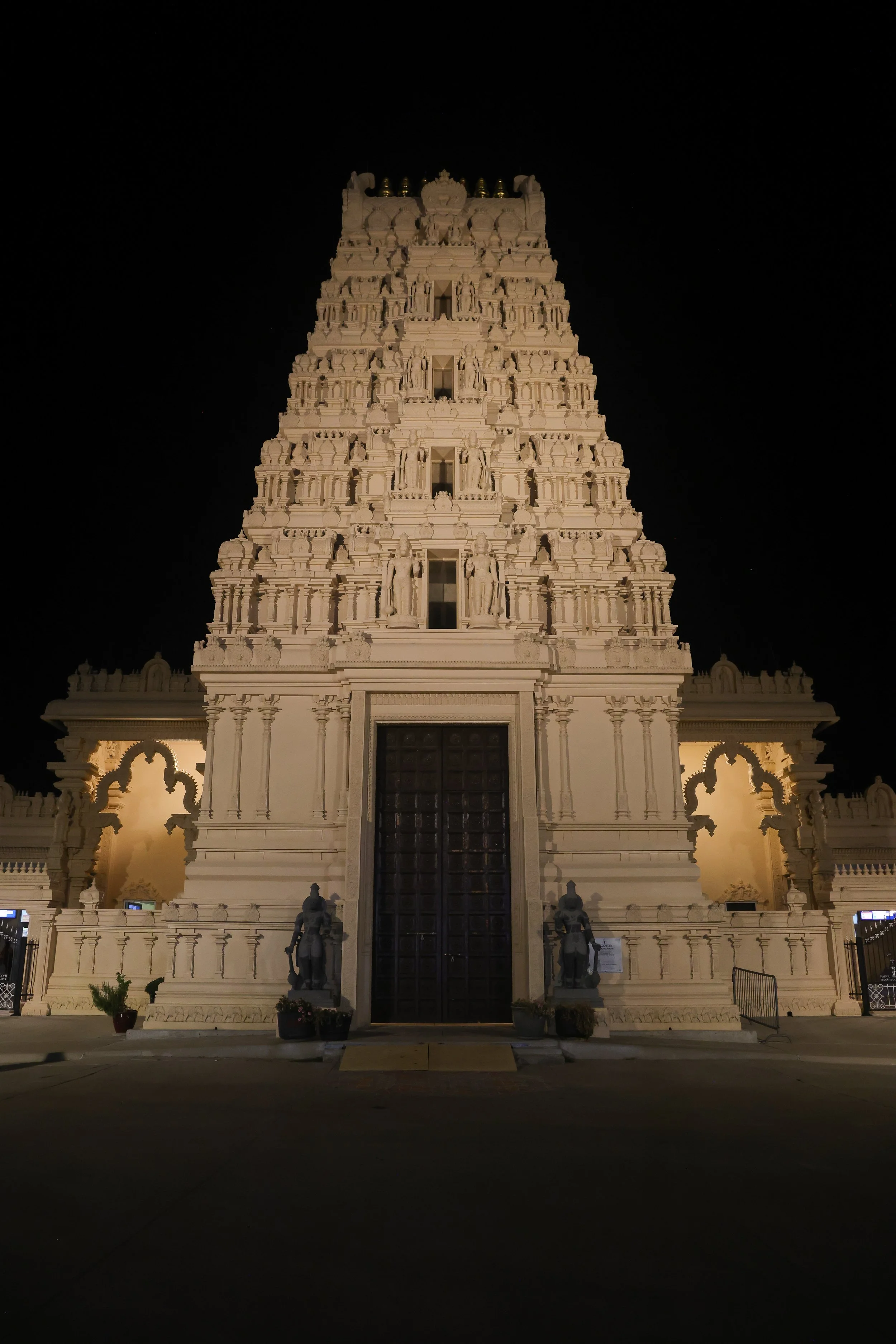 Copy of SSS-DallasHinduTemple-293.jpg