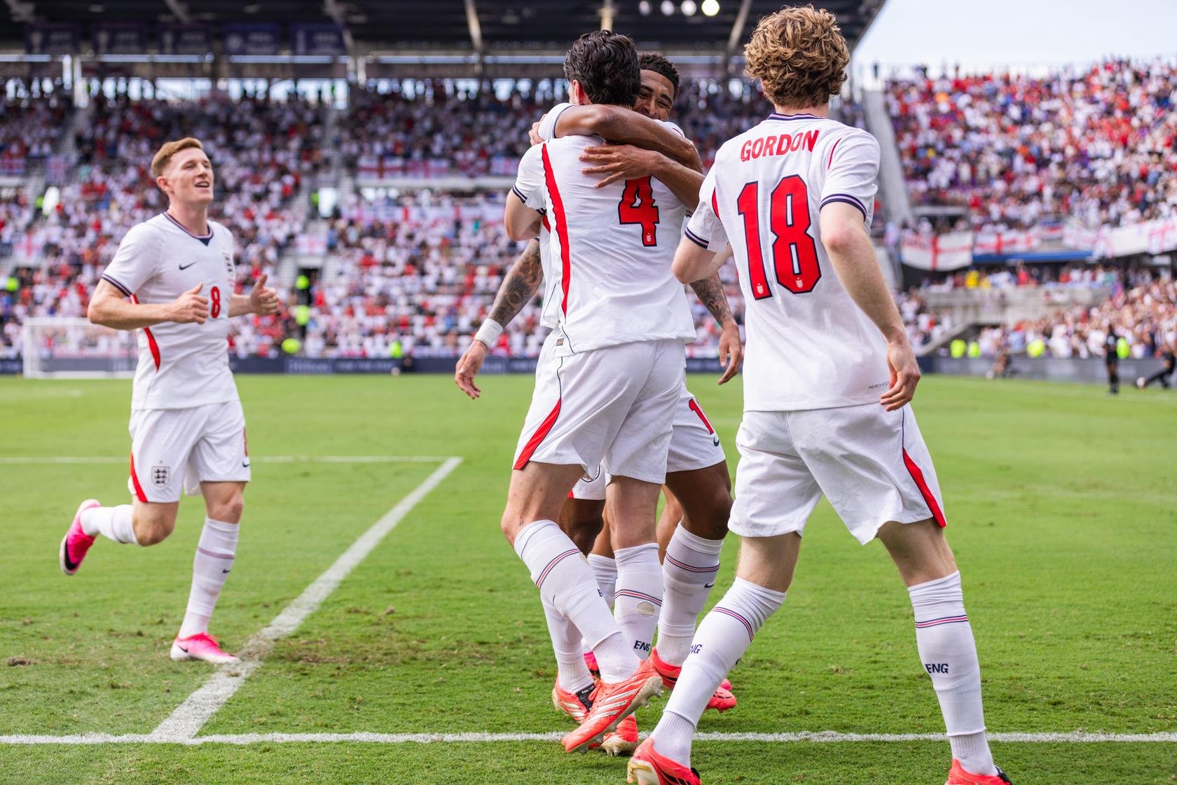 MarkThor-FloridaSeries-EnglandvCostaRica-061026-OCSC2628.jpg