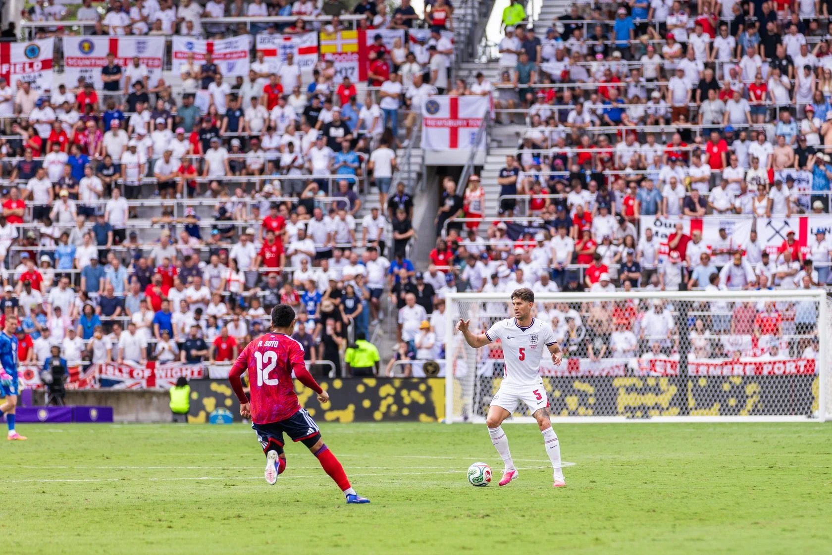 MarkThor-FloridaSeries-EnglandvCostaRica-061026-OCSC2988.jpg