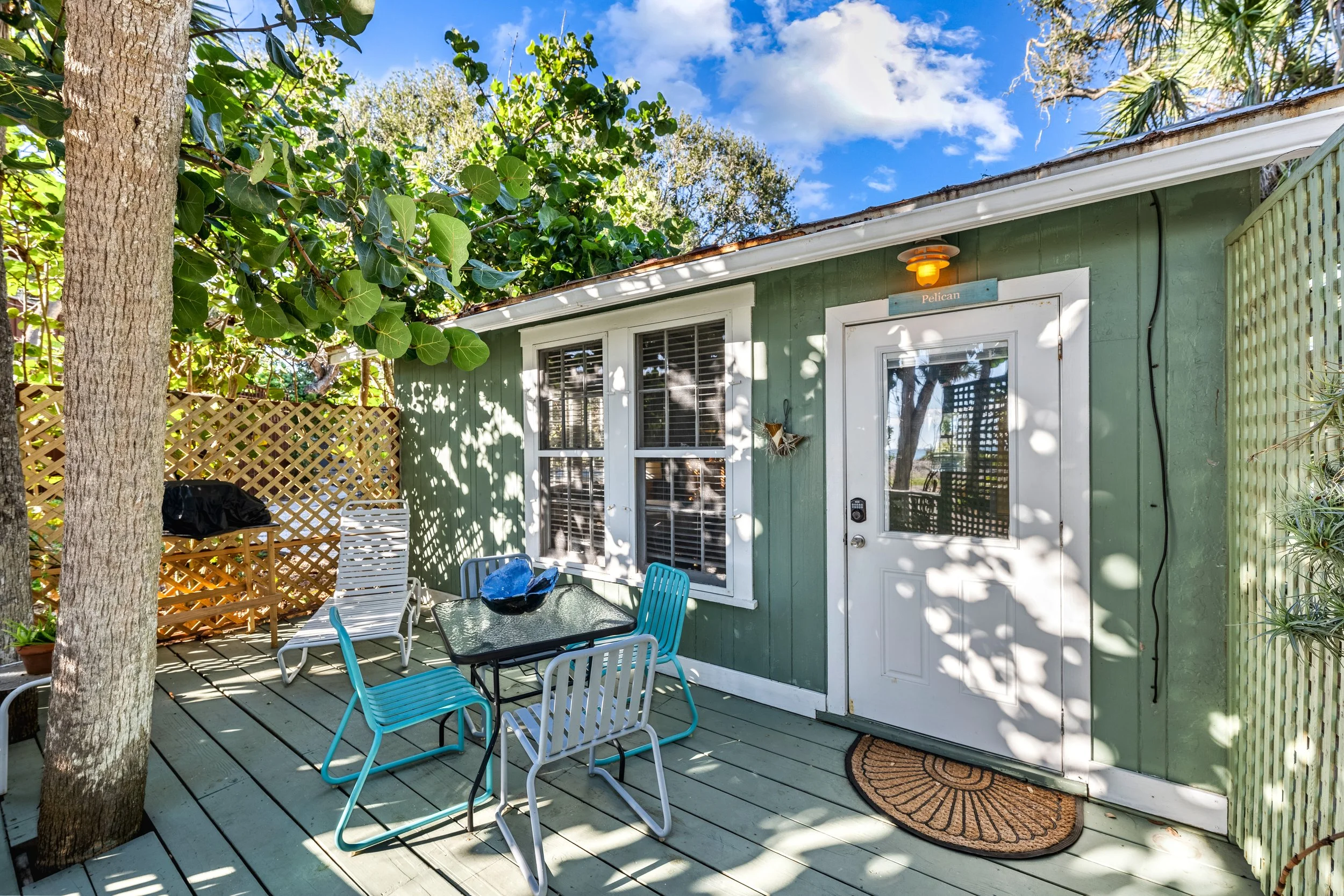 Manasota - Pelican - Back Deck.jpg