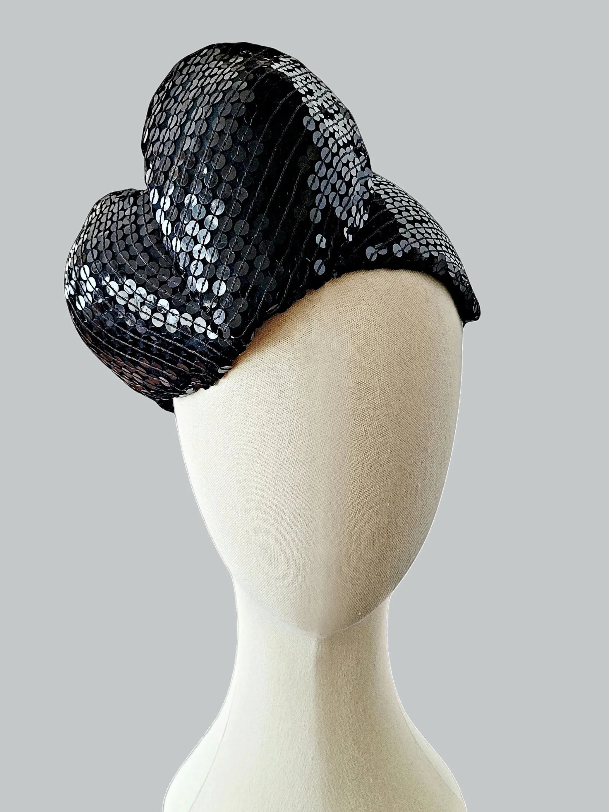 Lisa McFadden_Givenchy 990_grey.jpg