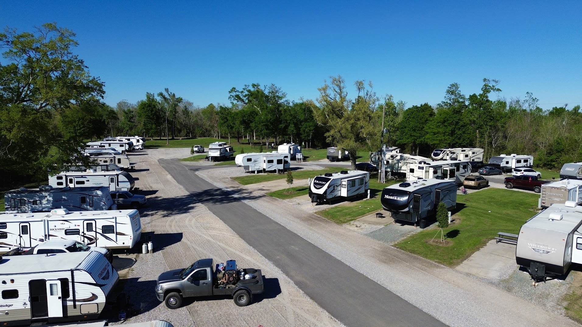 Rustic Oak RV Park