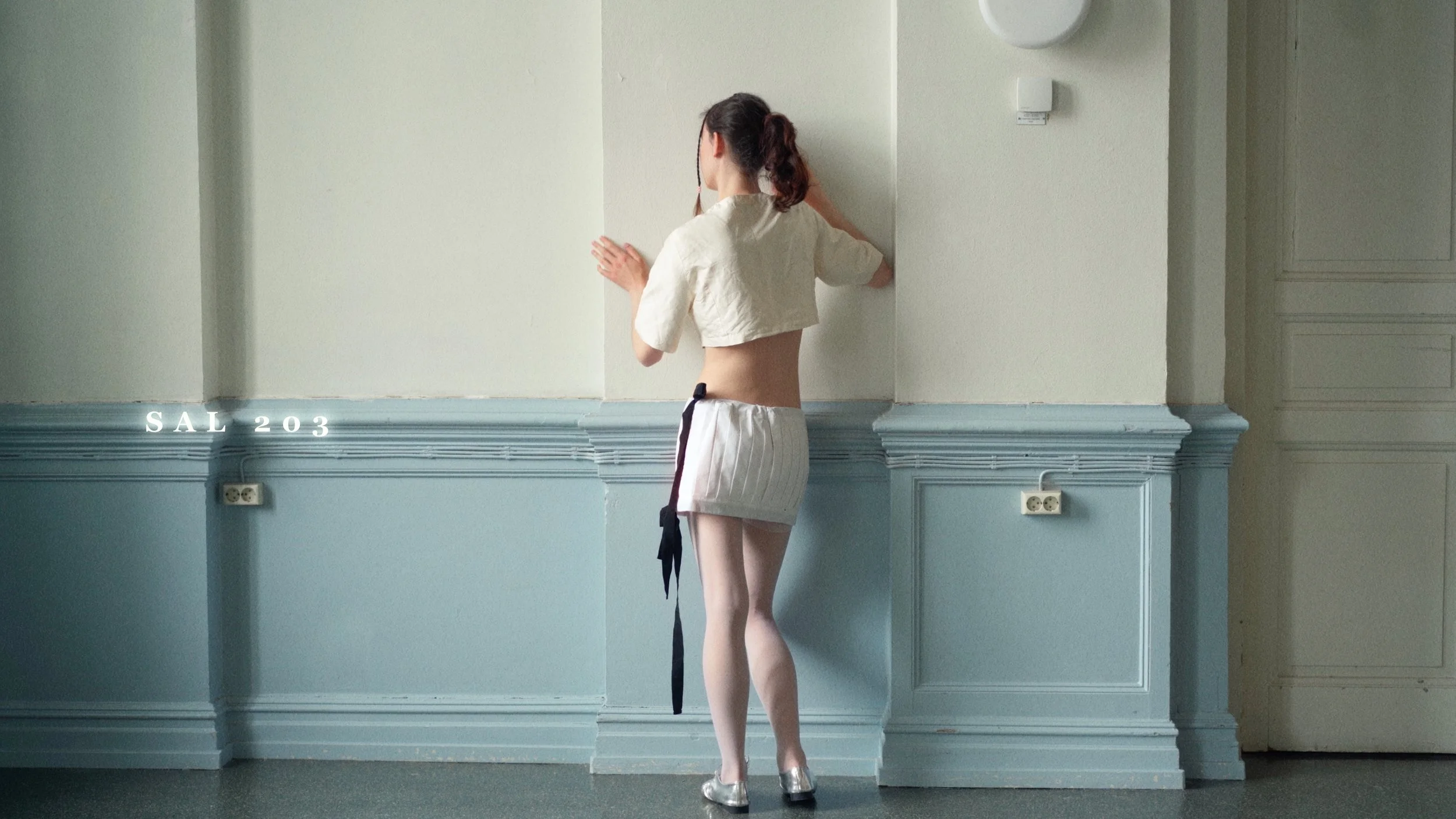Sal 203, film still